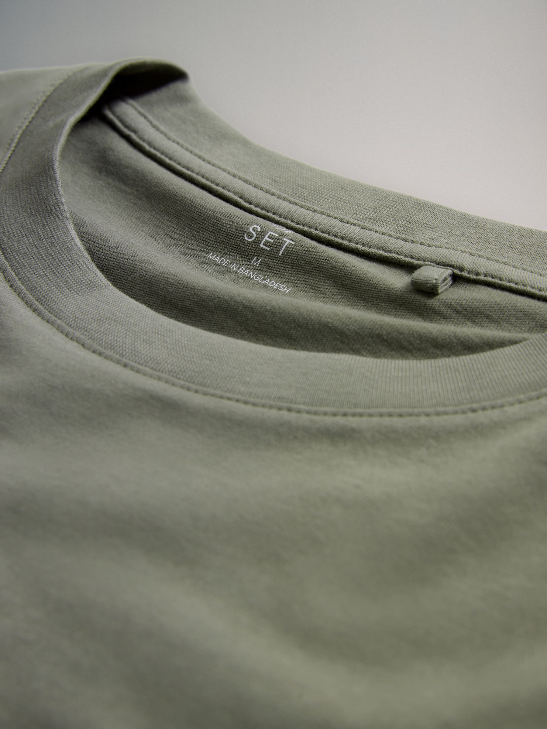 Black/Green/Red/White 7 Pack Slim Fit Short Sleeve Cotton T-Shirts Slim Fit - Image 6 of 6