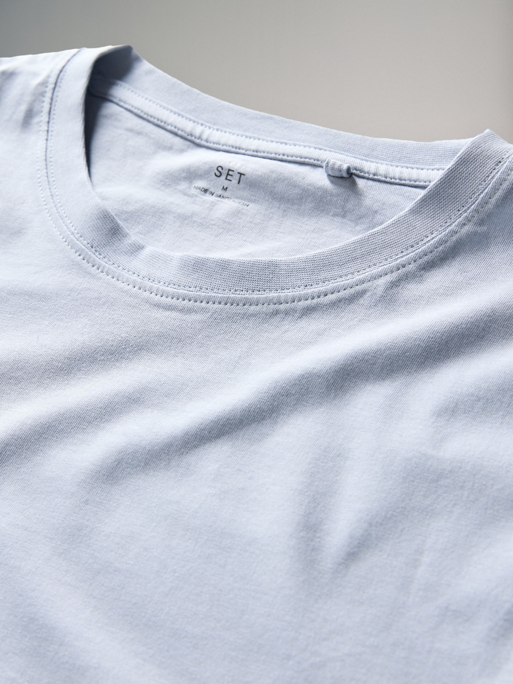 Navy Blue/Brown/White 4 Pack Regular Long Sleeve Cotton T-Shirts - Image 6 of 6