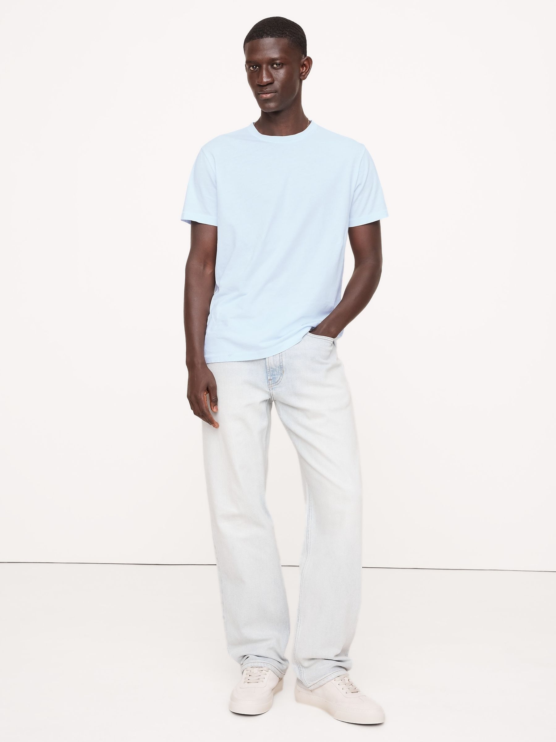Banana Republic Blue Lightweight Cotton Crew-Neck T-Shirt - Image 1 of 1