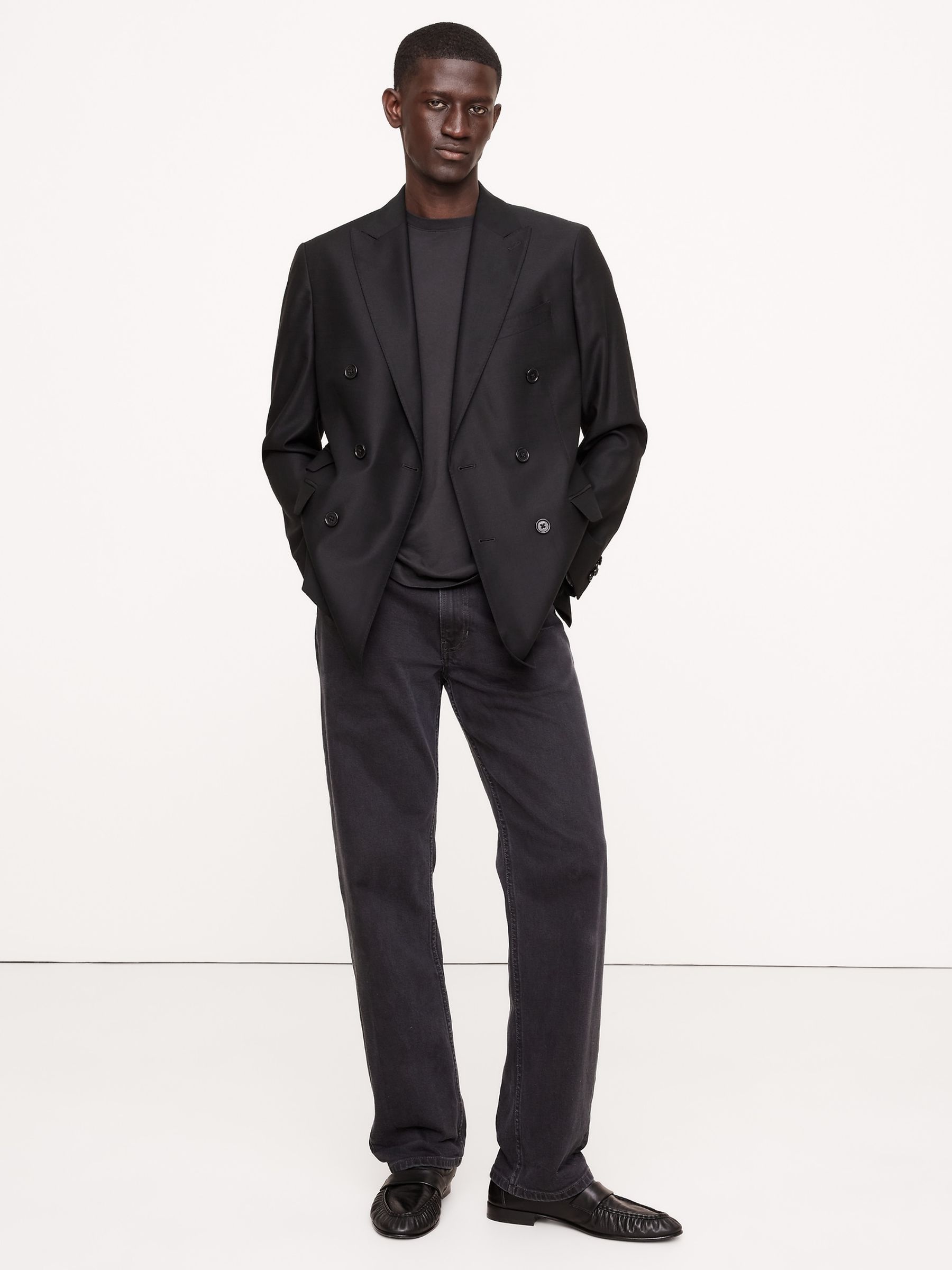 Banana Republic Black Lightweight Cotton Crew-Neck T-Shirt - Image 3 of 4