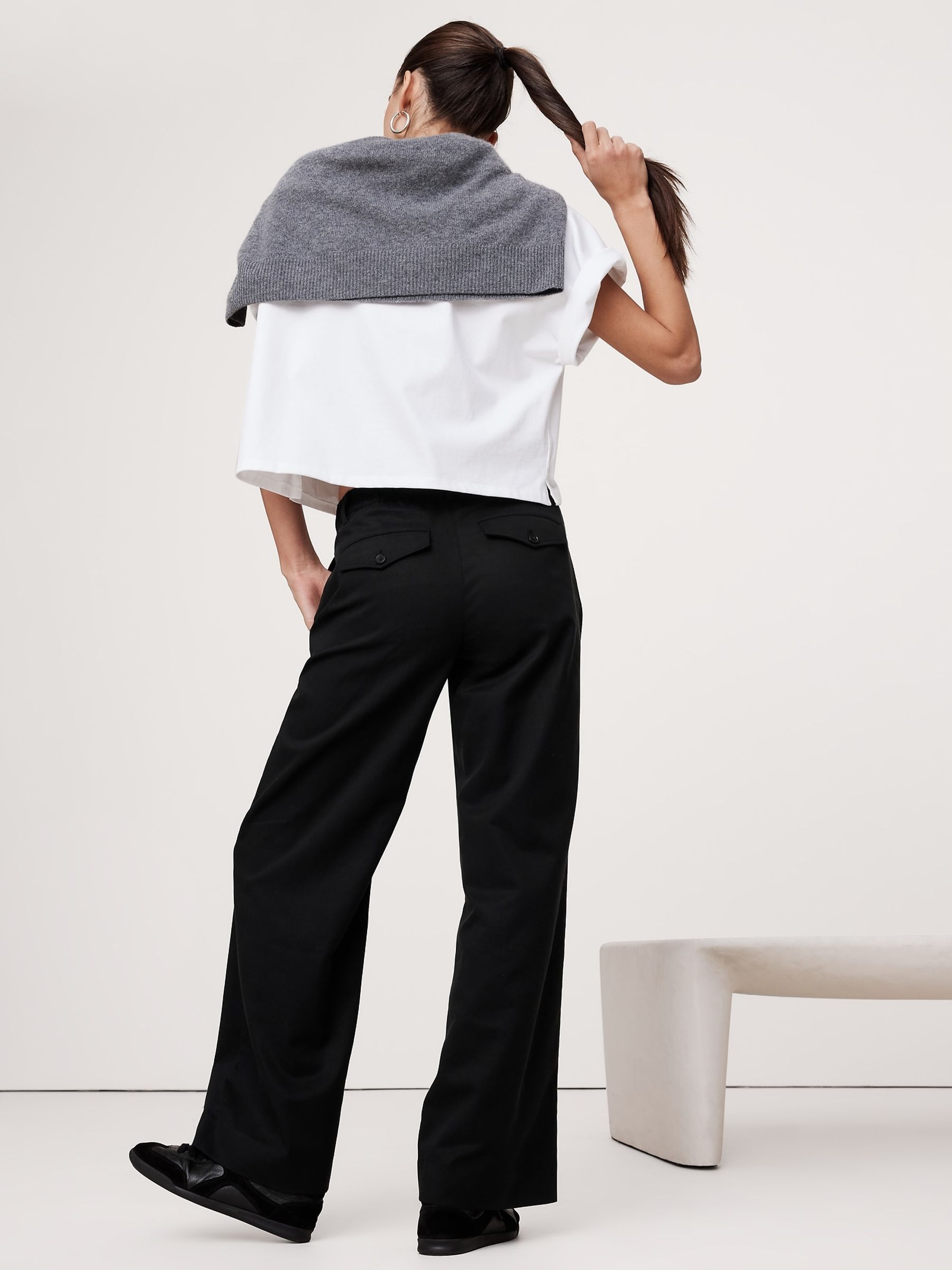 Banana Republic Black Everyday Mid Rise Wide-Leg Trousers - Image 2 of 4
