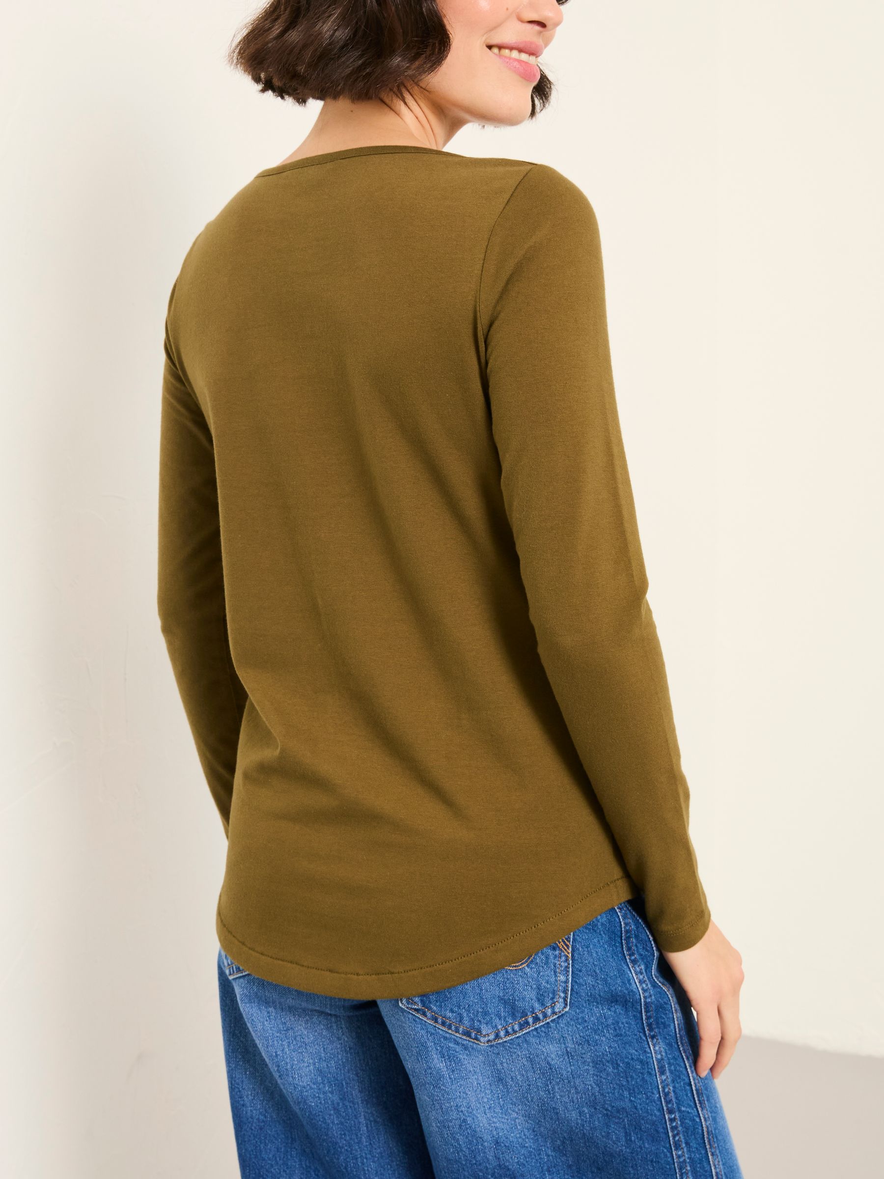 Bree Olive Green T Shirt - Image 2 of 5 Bree Olive Green T Shirt - Image 2 of 5