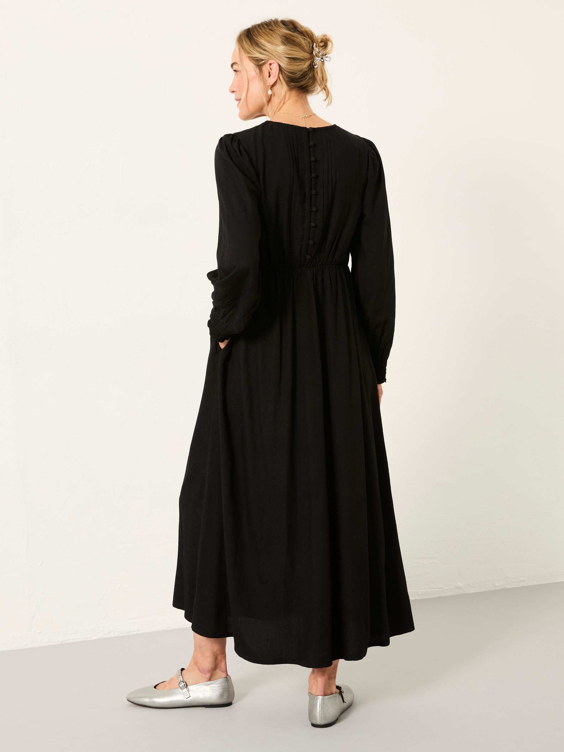 black midi dress petite Petite Sleeveless Tie-Waist Pleated Midi Dress