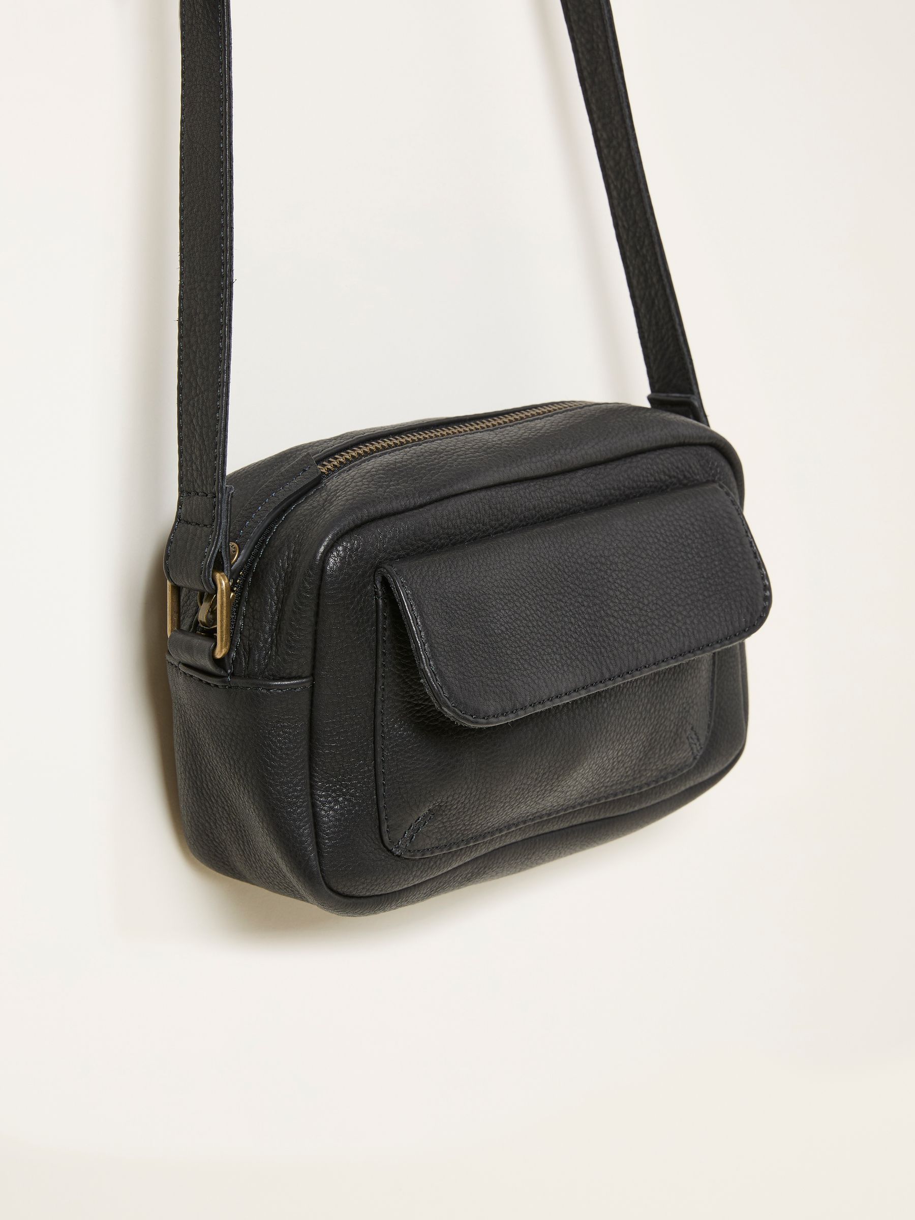 Vienna Black Tassel Crossbody Bag - Image 4 of 4