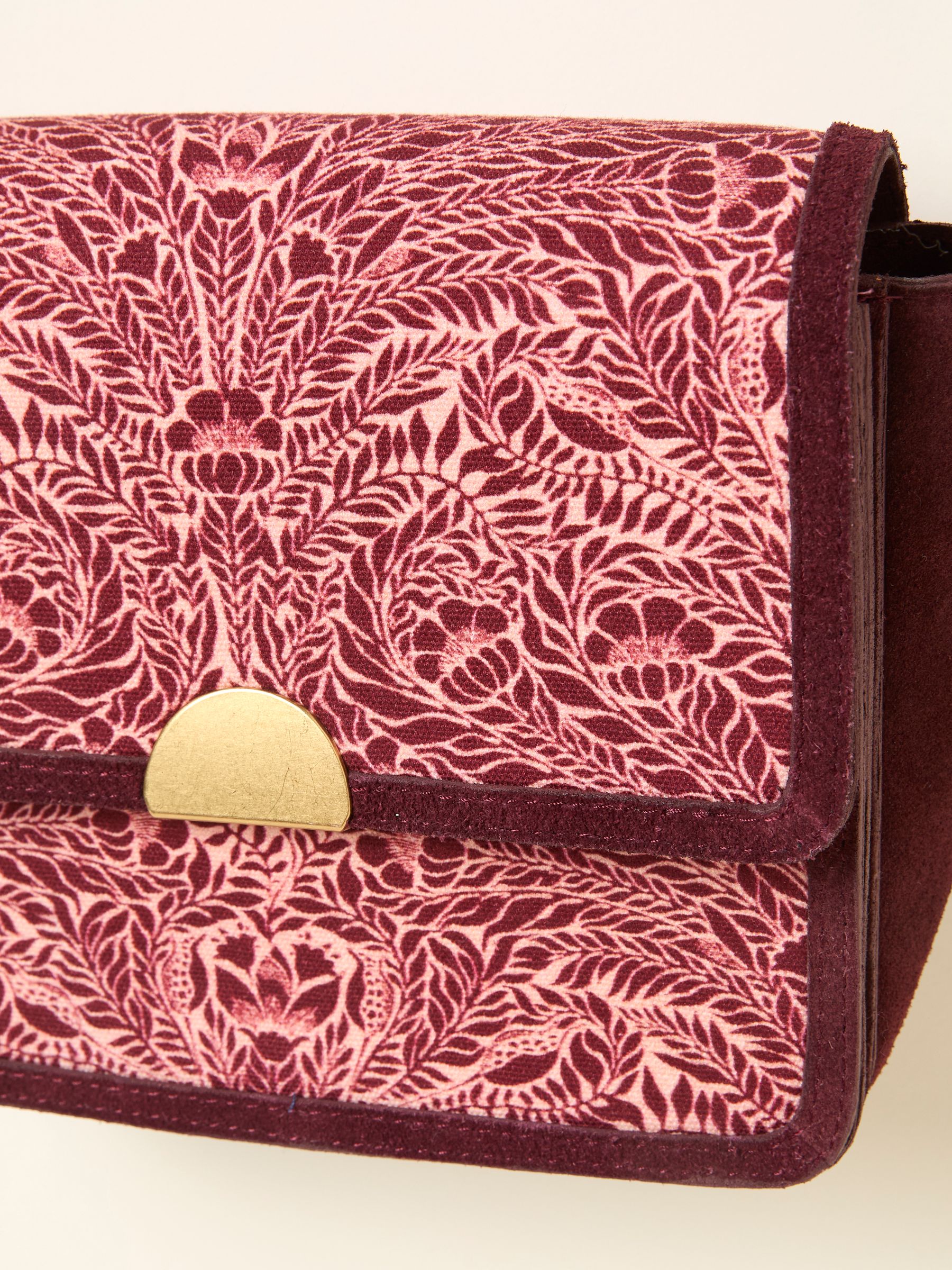 Burgundy Red Floral Bouquet Crossbody Bag - Image 4 of 5
