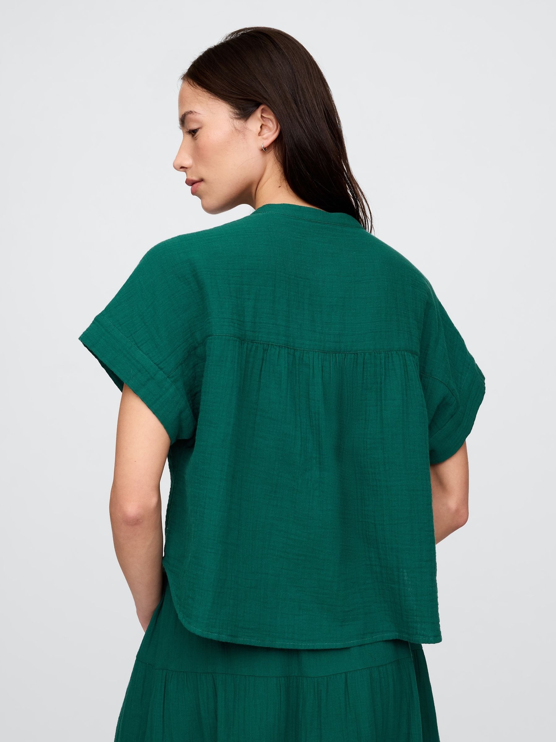 Green Crinkle Gauze Dolman Short Sleeve Shirt - Image 2 of 5