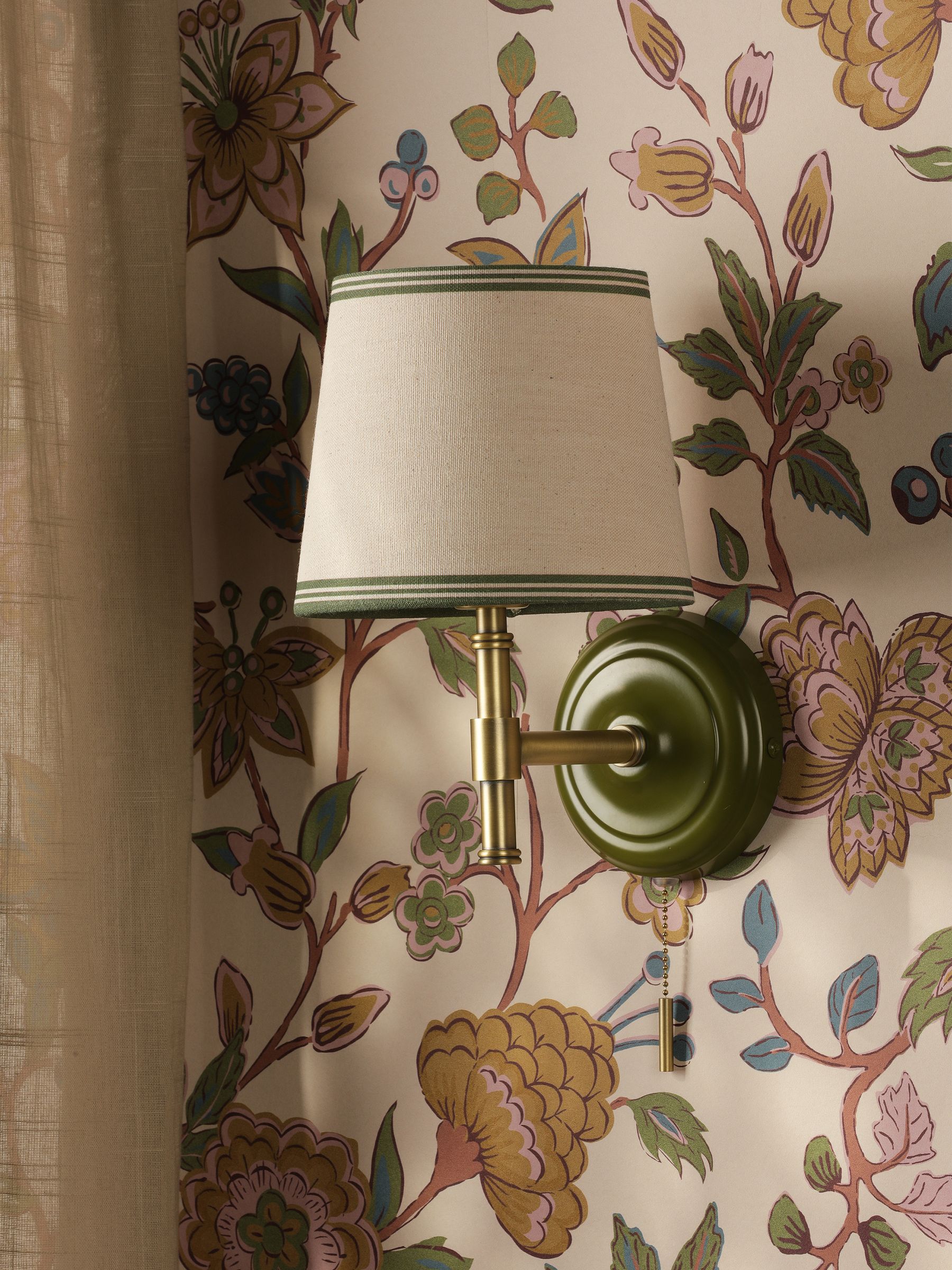 Green Upton Wall Light - Image 2 of 8