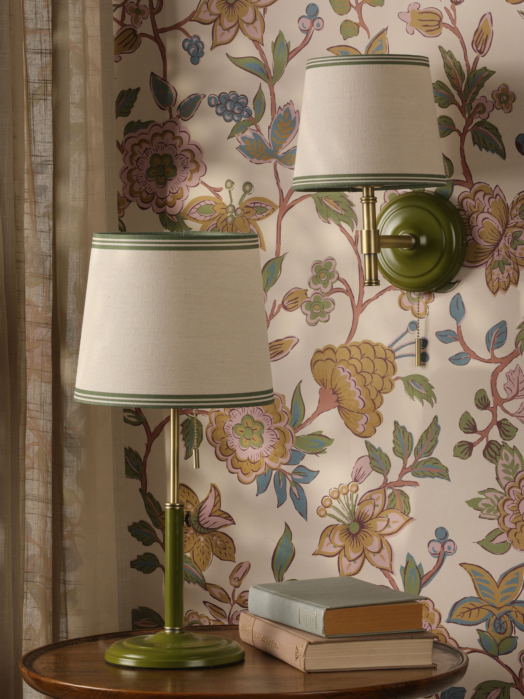 Green Upton Rise and Fall Table Lamp - Image 3 of 8