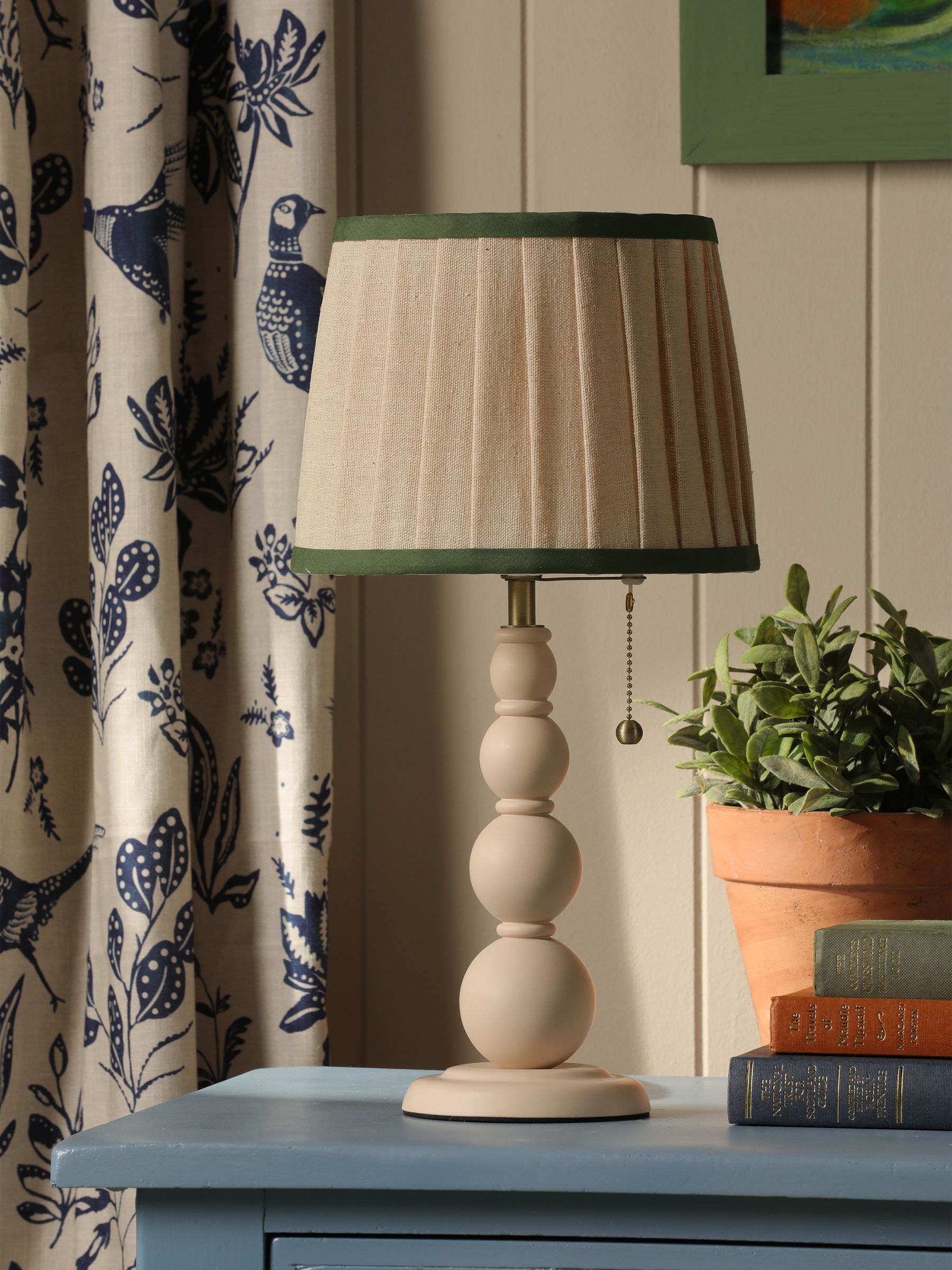 Cream Harewood Table Lamp - Image 2 of 8