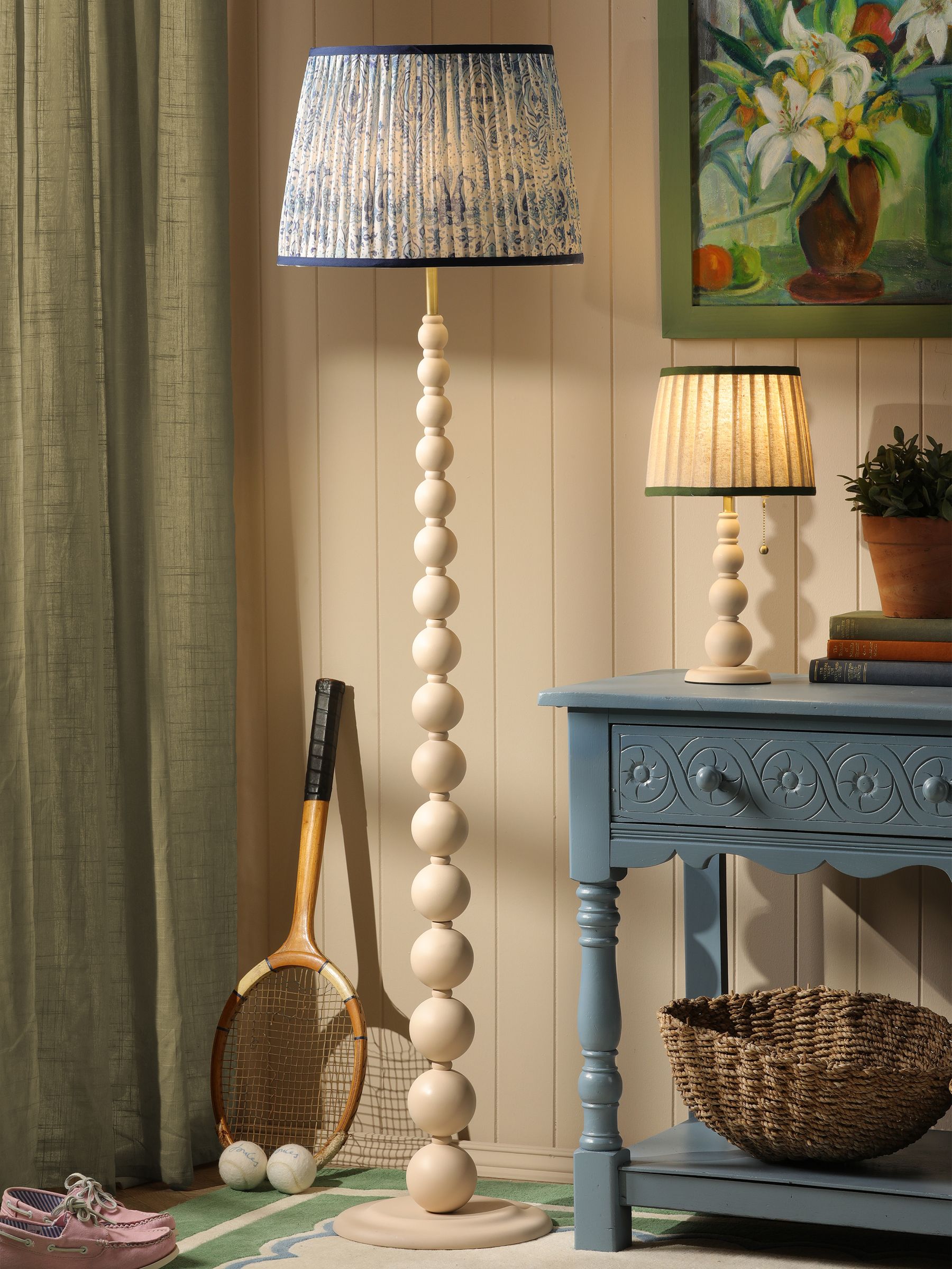 Cream Harewood Floor Lamp - Image 3 of 8