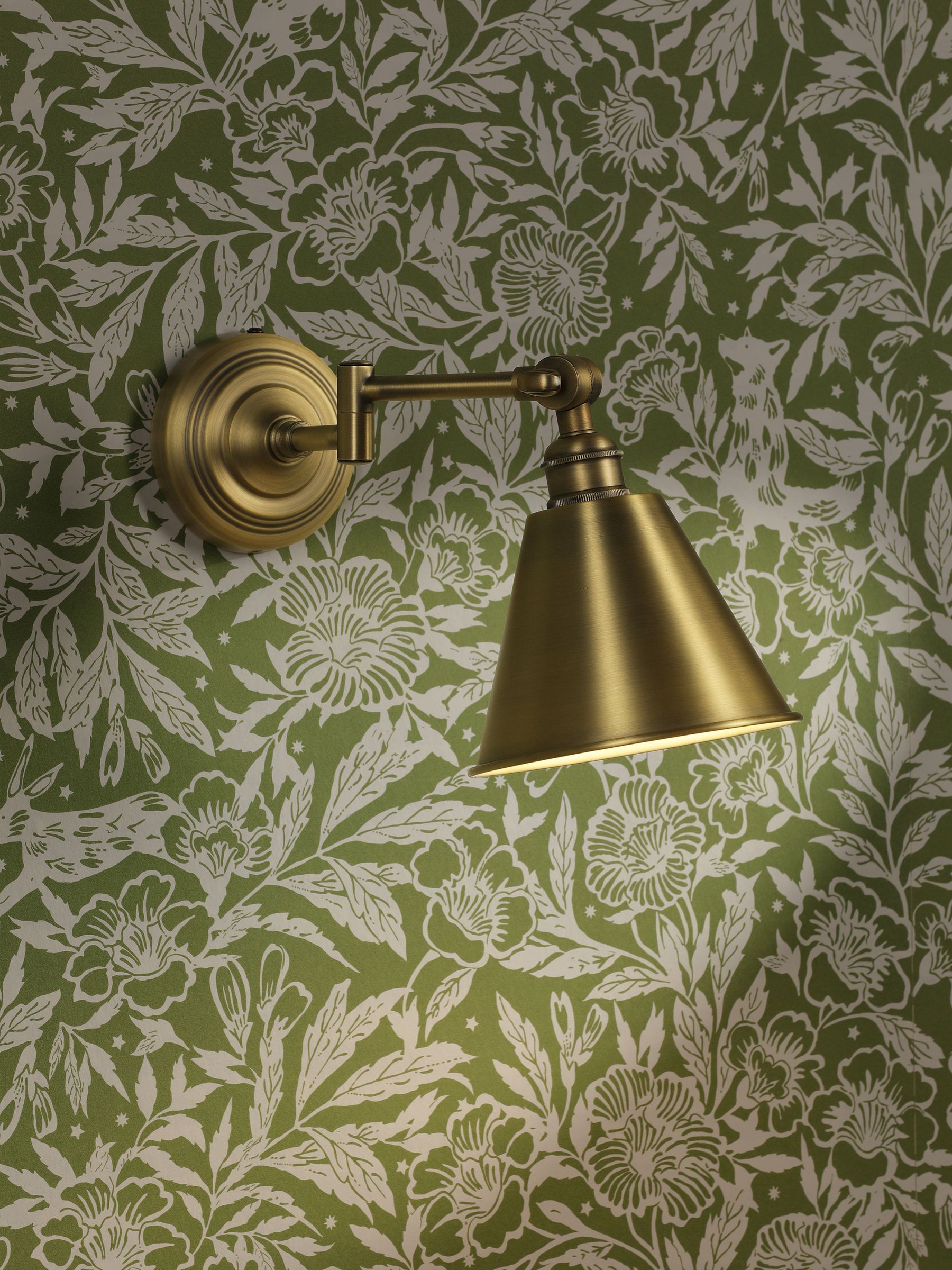 Antique Brass Wollaton Wall Light - Image 1 of 8