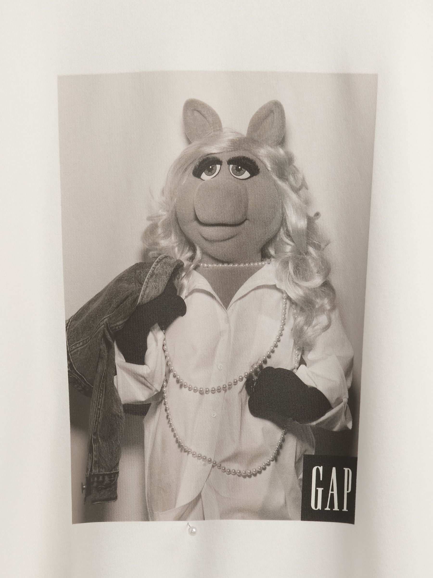 White Miss Piggy The Muppets Oversized Crew Neck Sweatshirt - Image 4 of 4