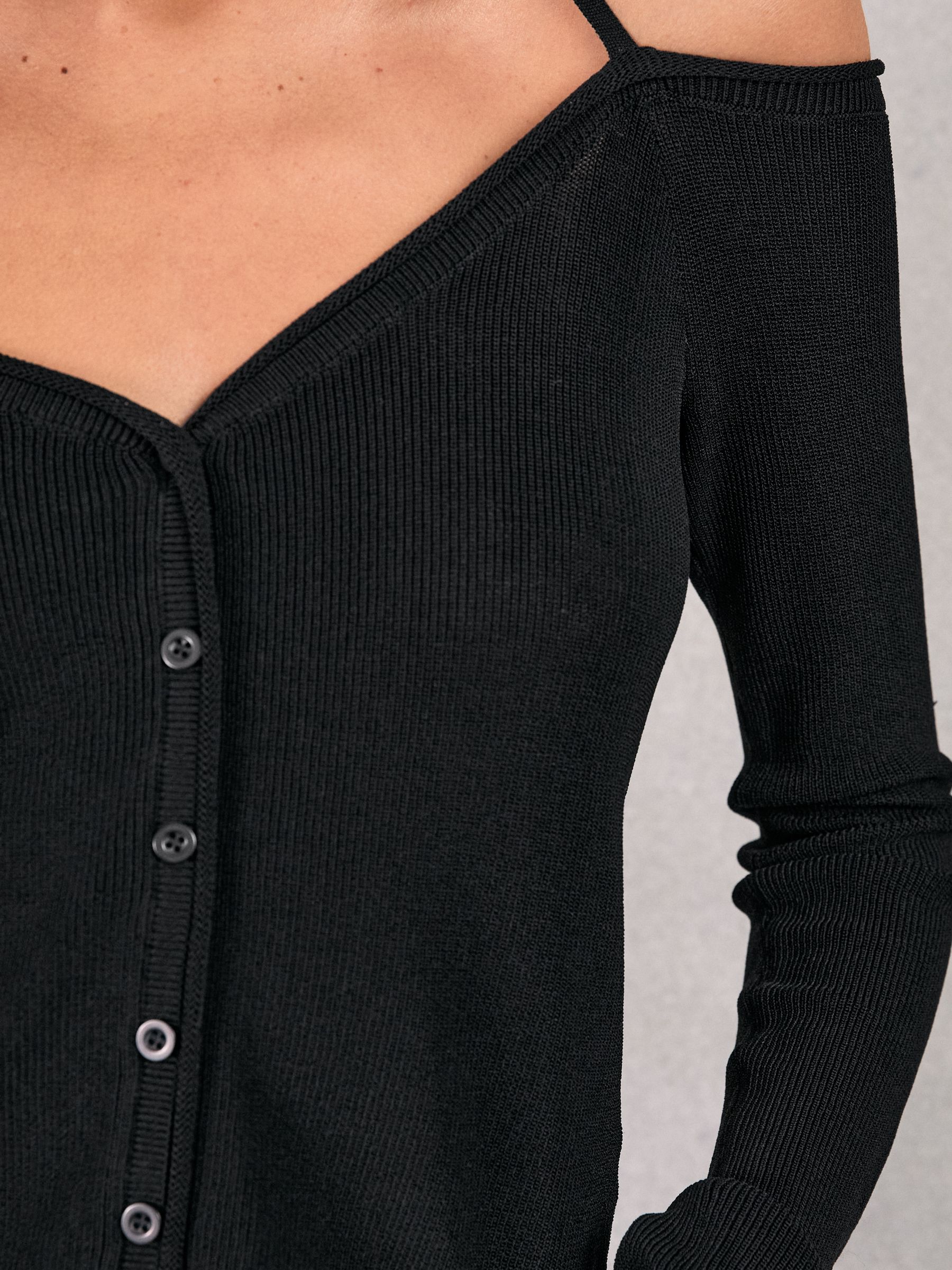100% Cotton Jumper in Black - Image 3 of 5