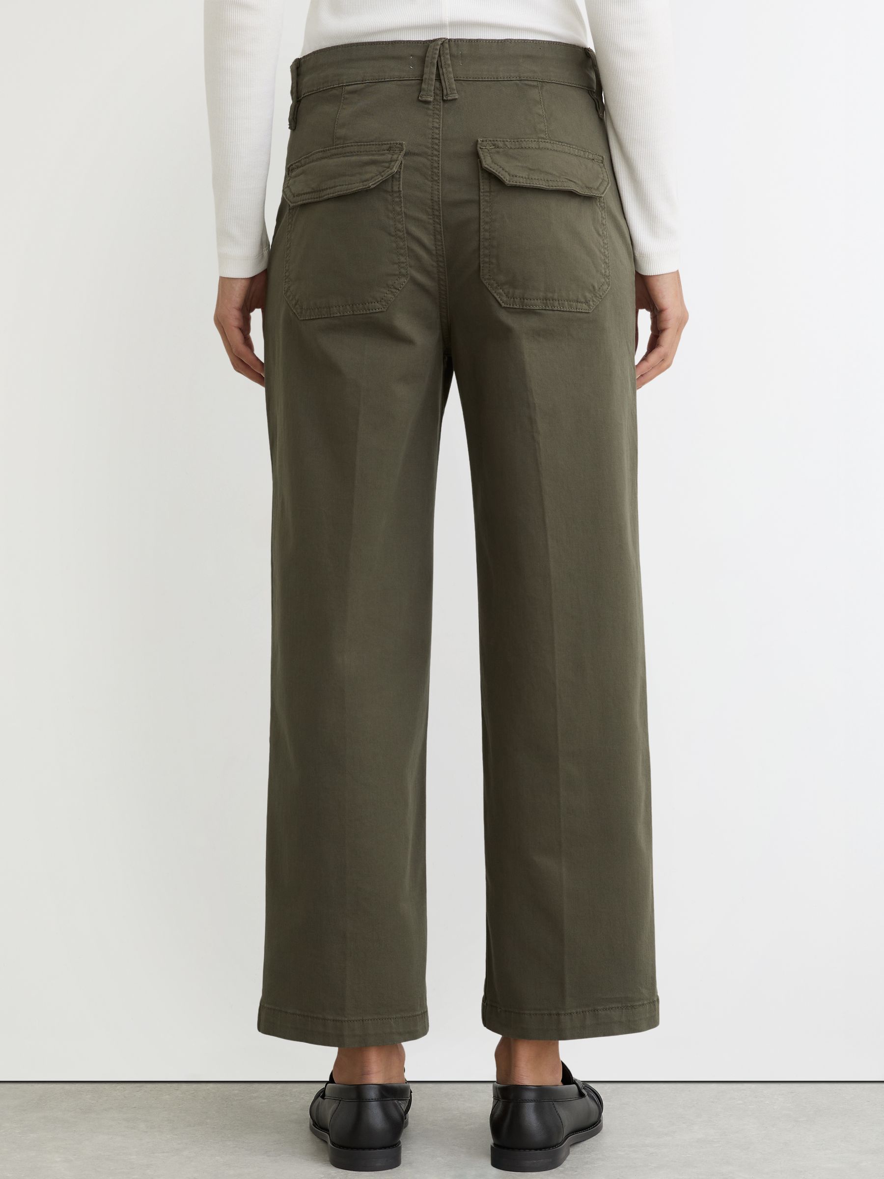 Good American Cropped Cargo Trousers in Khaki - Image 4 of 5