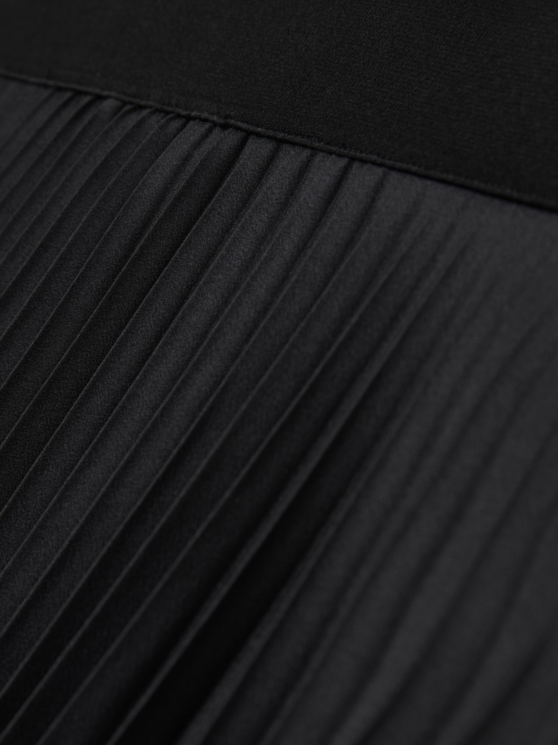 Pleated Midi Skirt in Black - Image 6 of 6