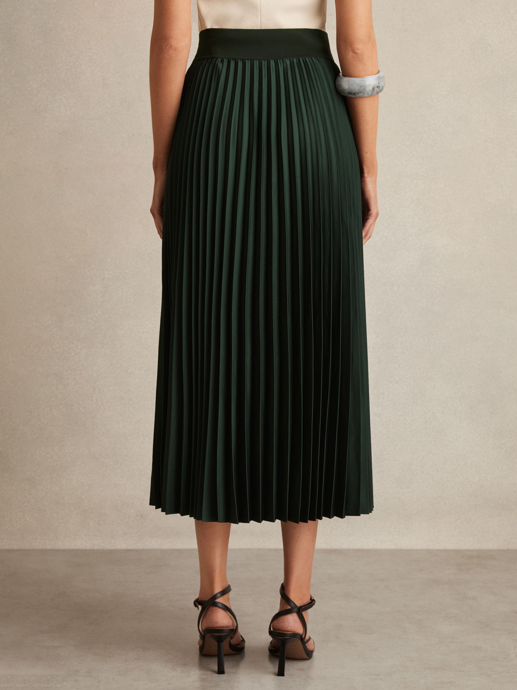 Pleated Midi Skirt in Dark Green - image 5