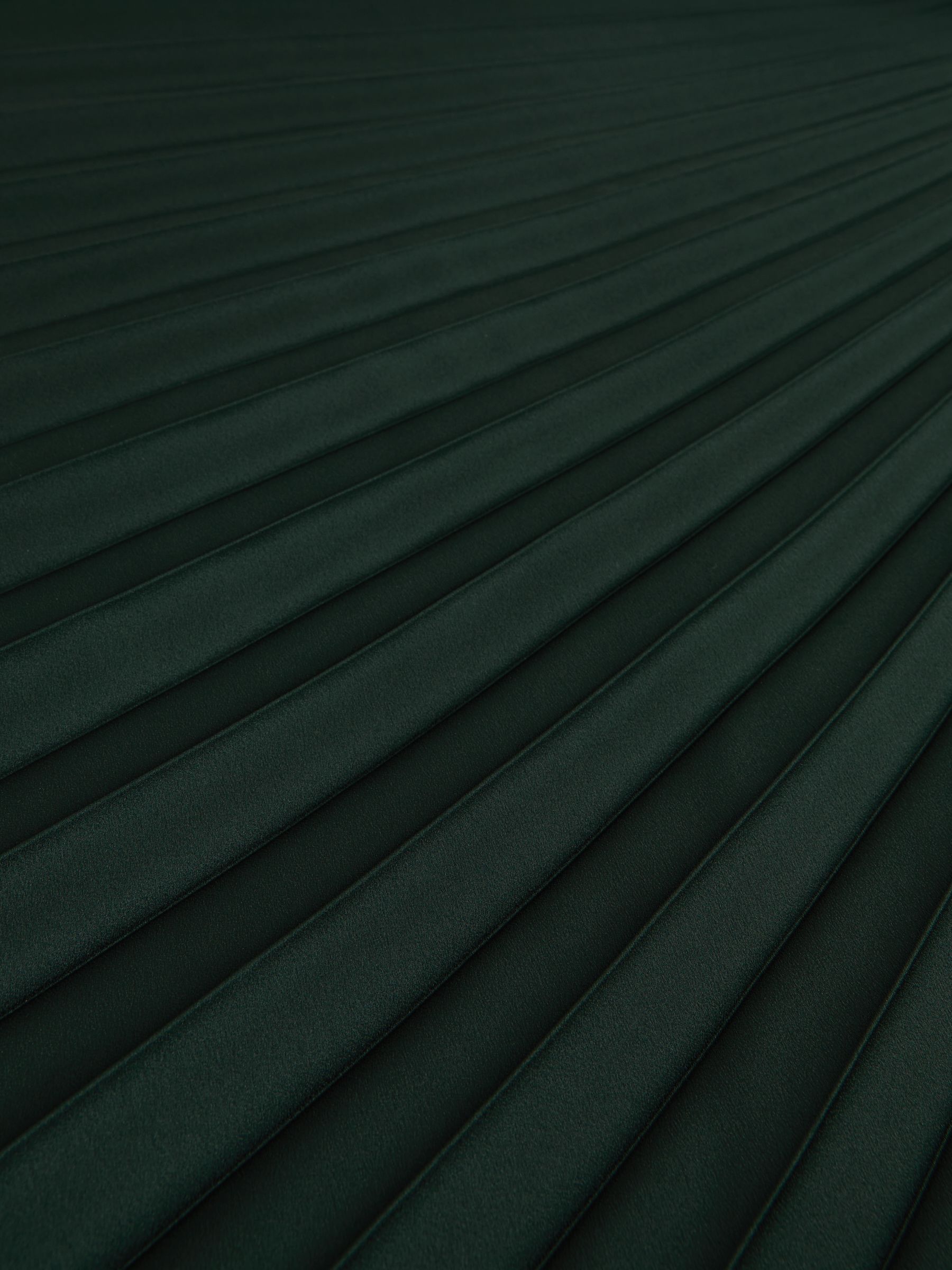 Reiss Pleated Midi Skirt in Dark Green - REISS