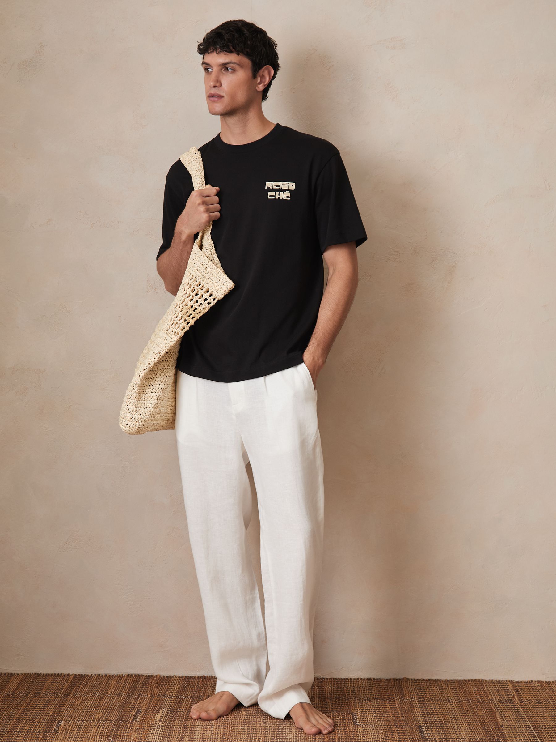 Reiss | Ché Cotton Palm-Print T-Shirt in Black - Image 3 of 6
