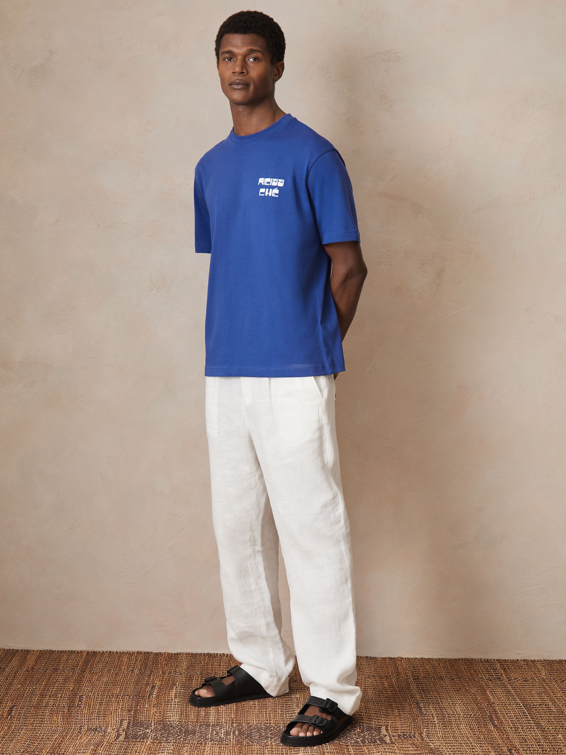 Reiss | Ché Cotton Palm-Print T-Shirt in Blue - Image 3 of 5