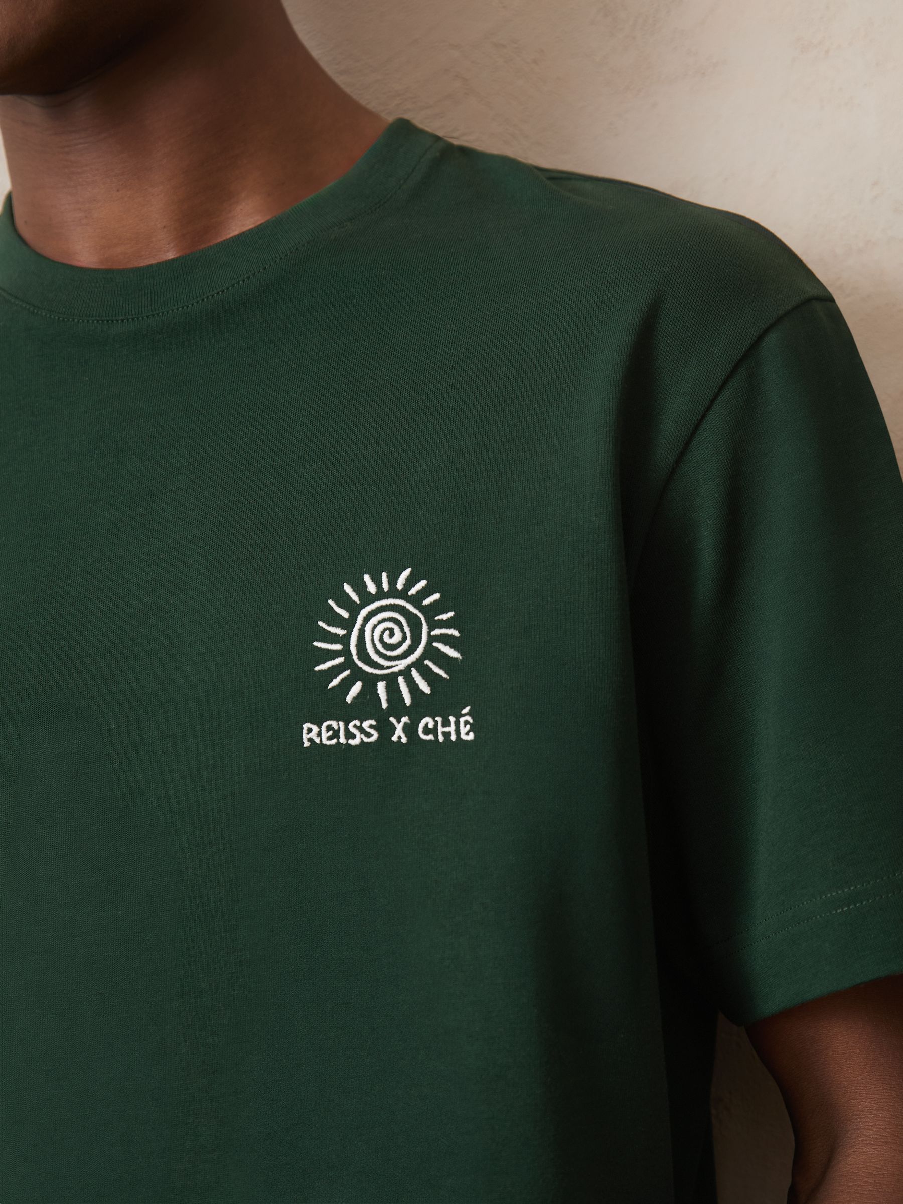 Reiss | Ché Cotton Palm-Tree T-Shirt in Green - Image 5 of 6