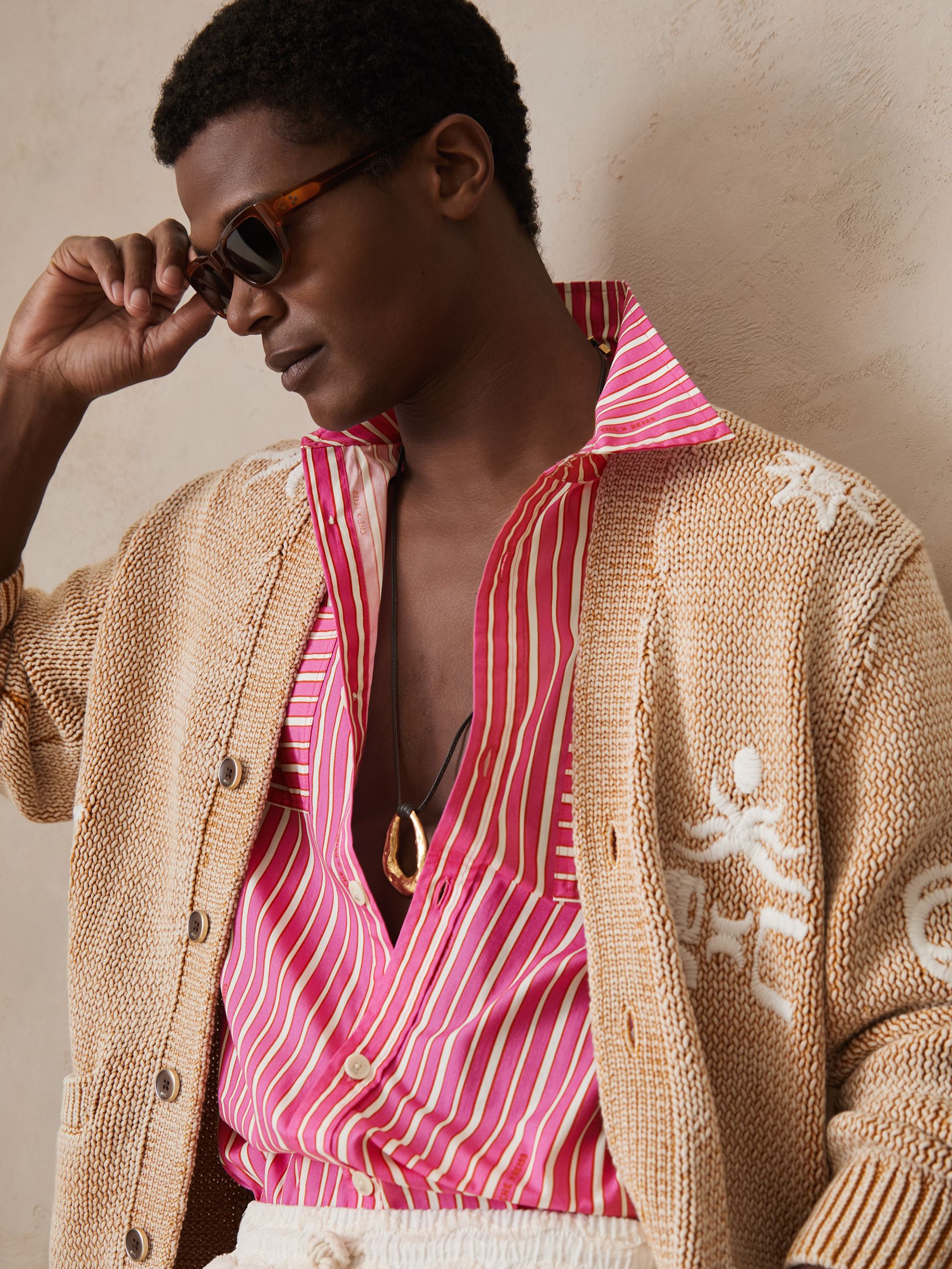 Reiss | Ché Poplin Stripe Shirt in Soft Pink/White - Image 6 of 7