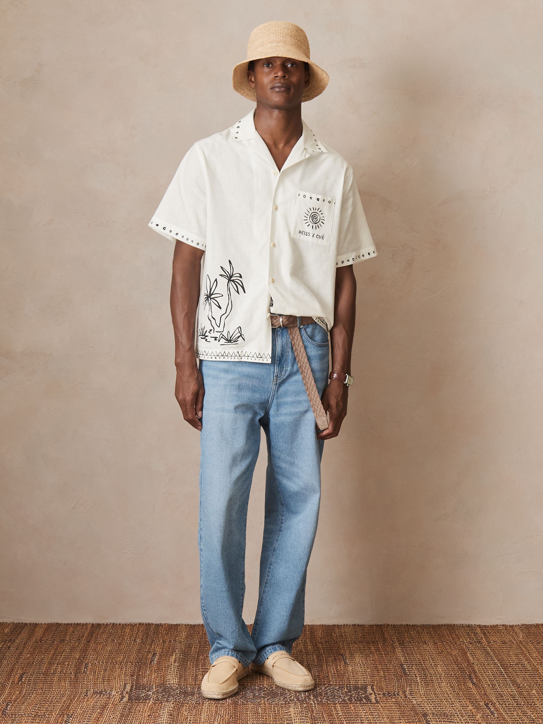 Reiss | Ché Cotton-Linen Palm Shirt in White - Image 7 of 8