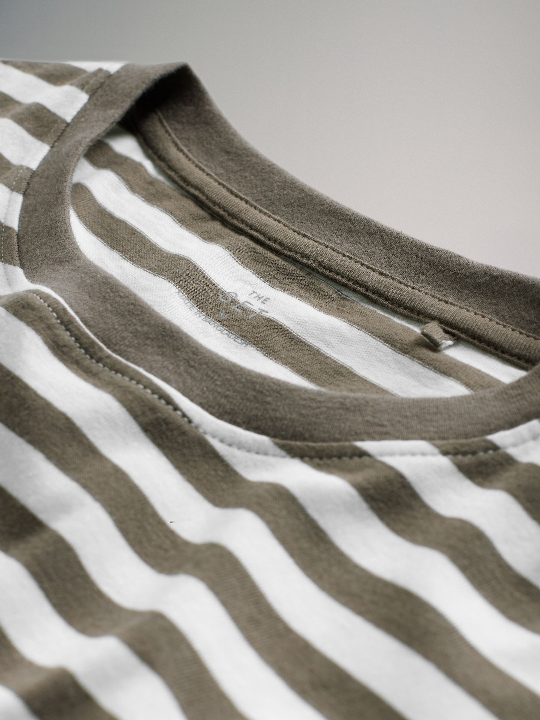 White/Stripe/Khaki/Light Khaki 4 Pack Short Sleeved Relaxed T-Shirts - Image 6 of 6