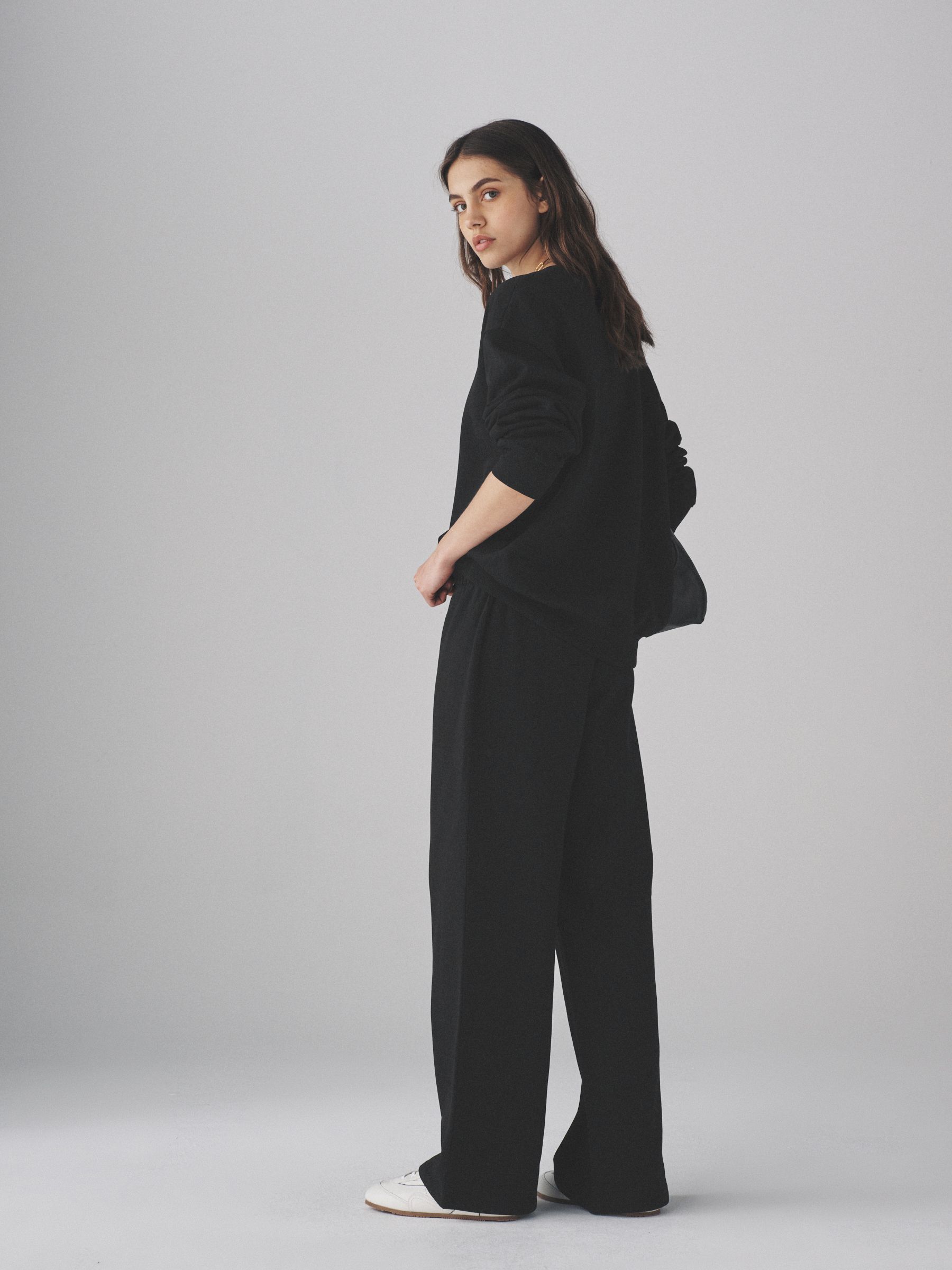 Black - Crew Neck Sweatshirt and Wide Leg Joggers Set - Image 3 of 7