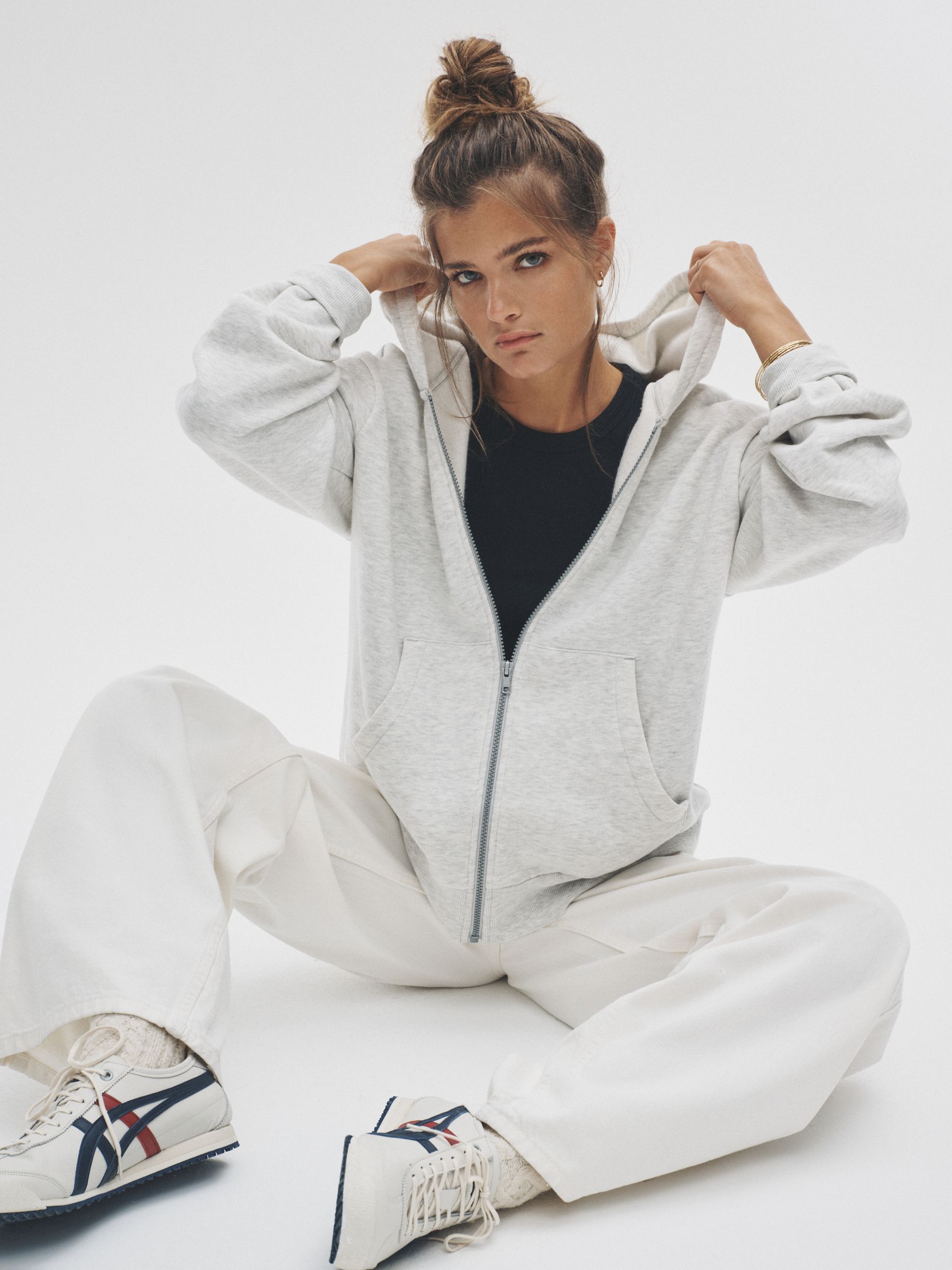2 Pack Zip Though Hoodies - Image 8 of 13