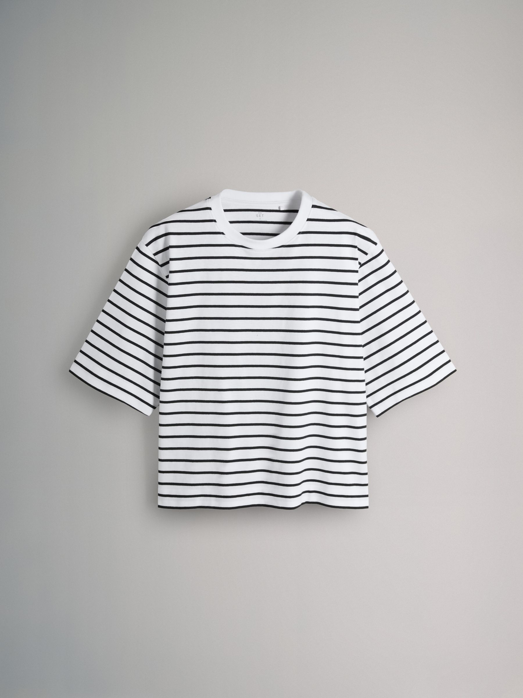 4 Pack Heavyweight Short Sleeve T-Shirts - Image 3 of 6
