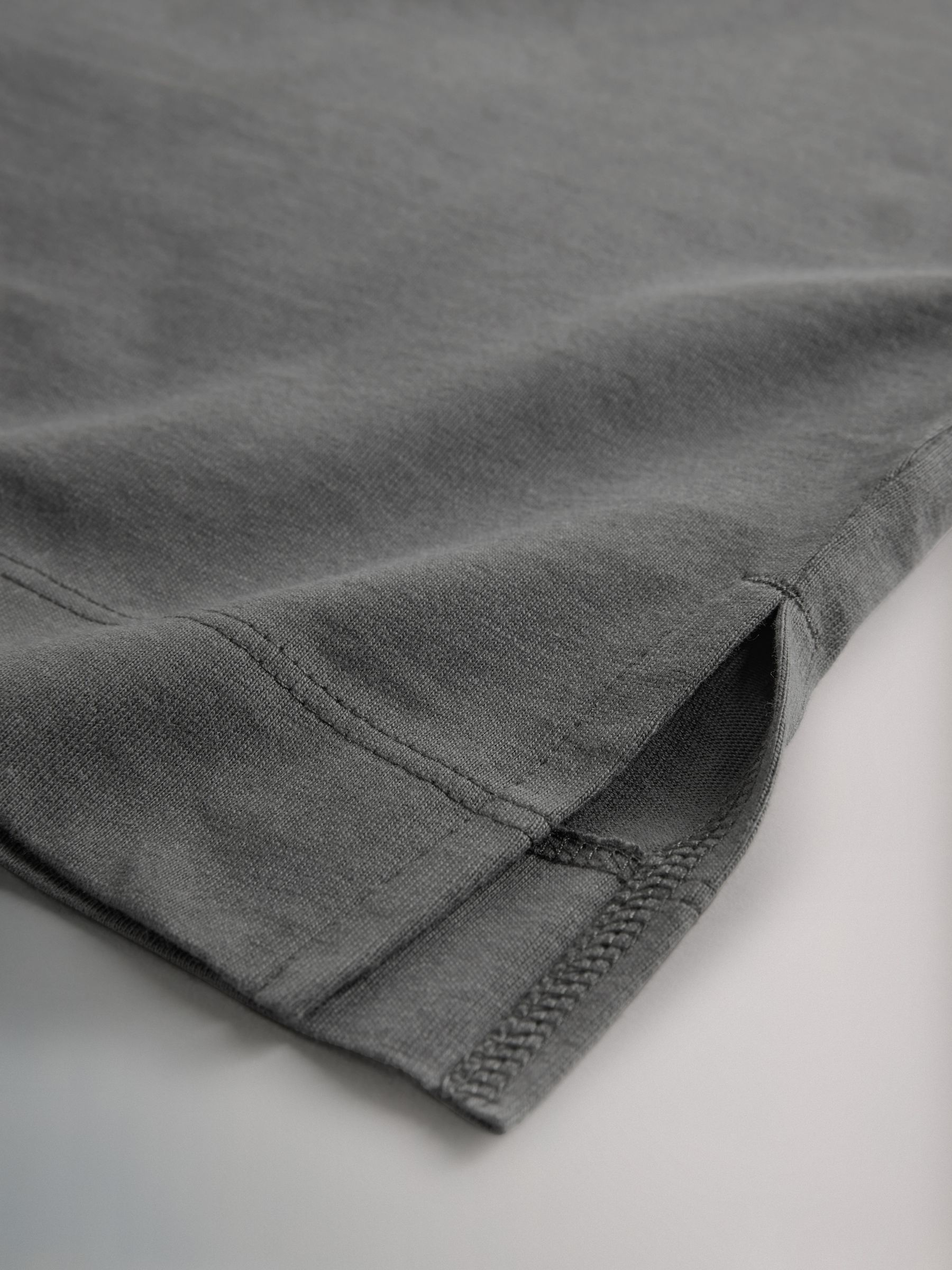 4 Pack Heavyweight Short Sleeve T-Shirts - Image 6 of 6