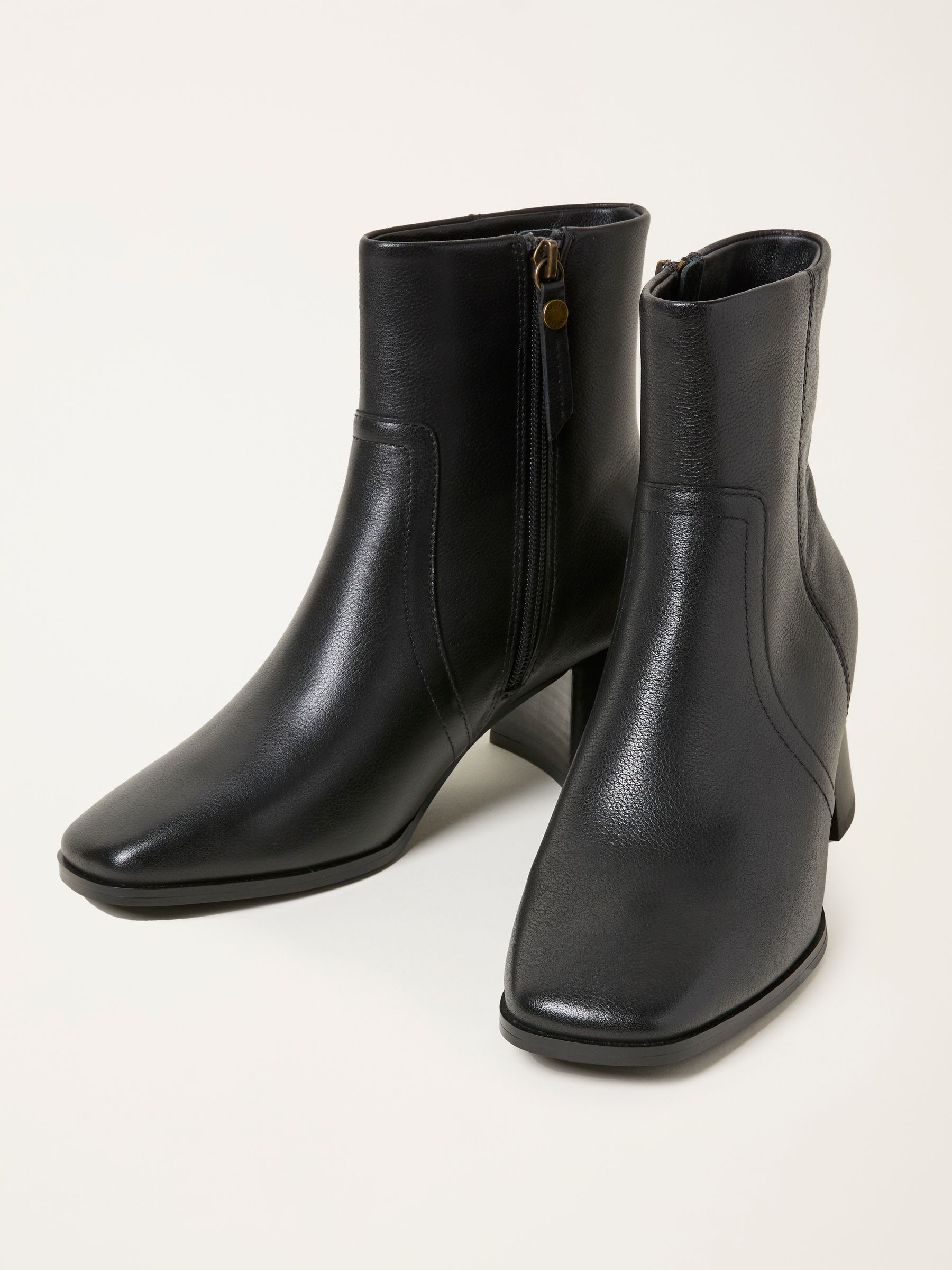 Black Flared Heel Leather Boot - Image 4 of 4