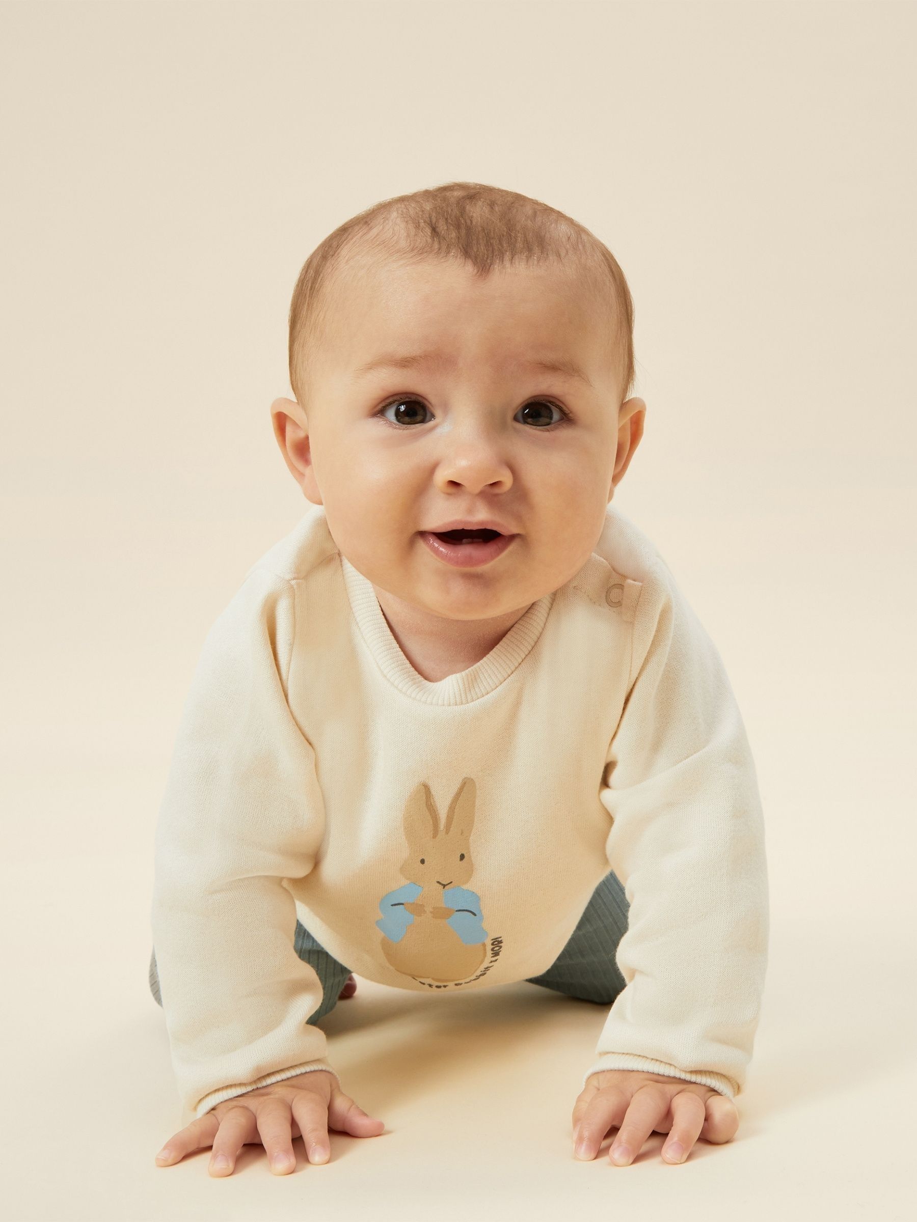 MORI Cream Peter Rabbit Supersoft Sweatshirt - Image 2 of 4