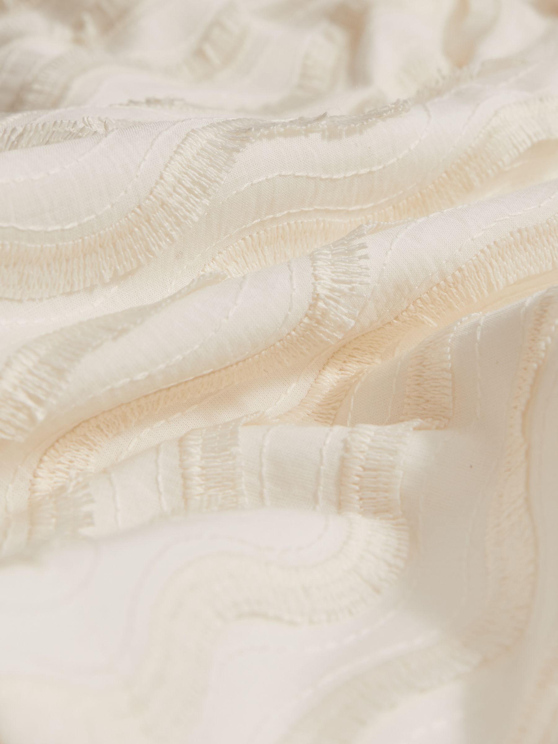 Reiss | Che Fringed-Wave Shorts in Off White - image 3