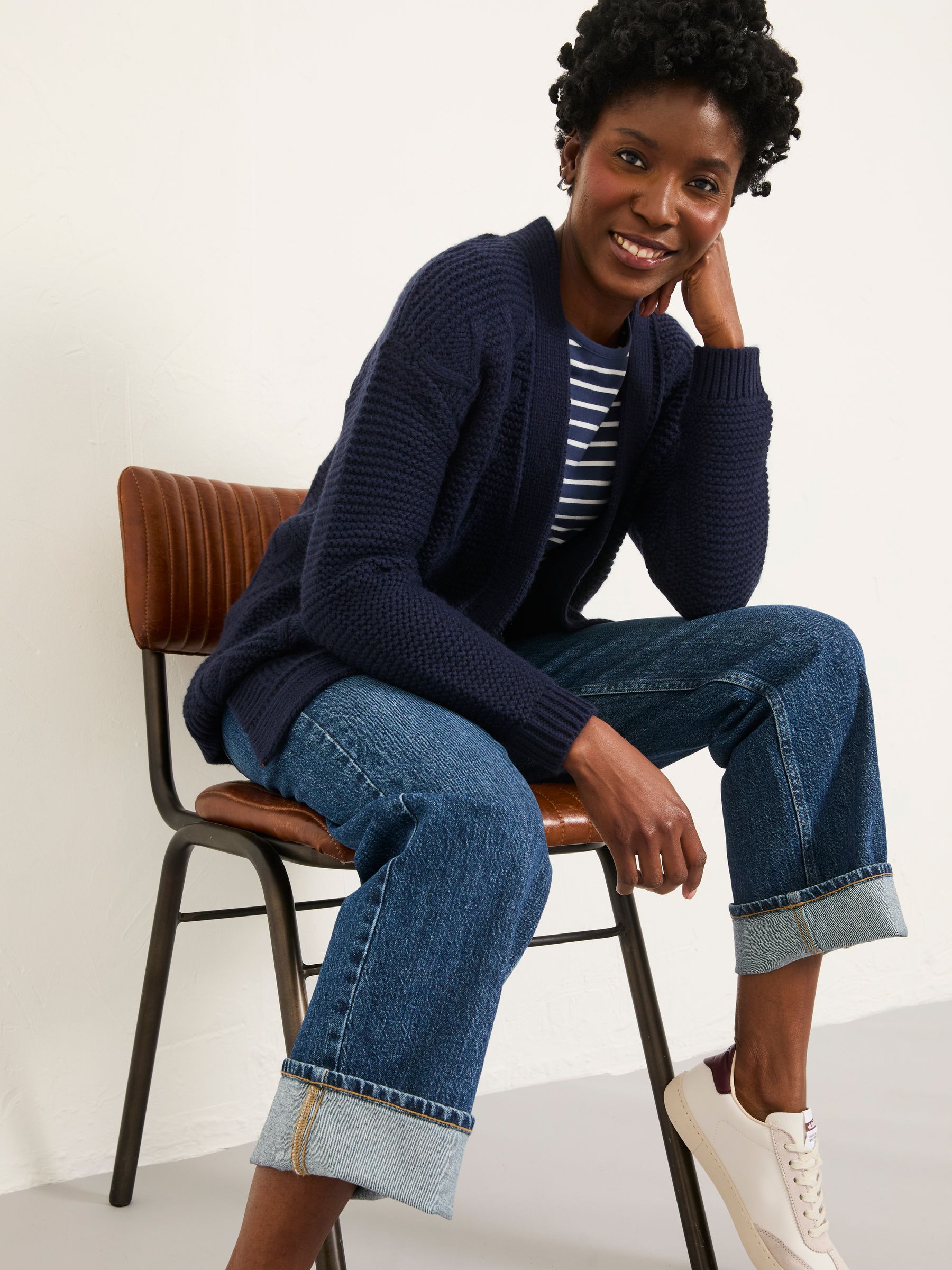 Ezzie Navy Knitted Edge To Edge Cardigan - Image 4 of 6