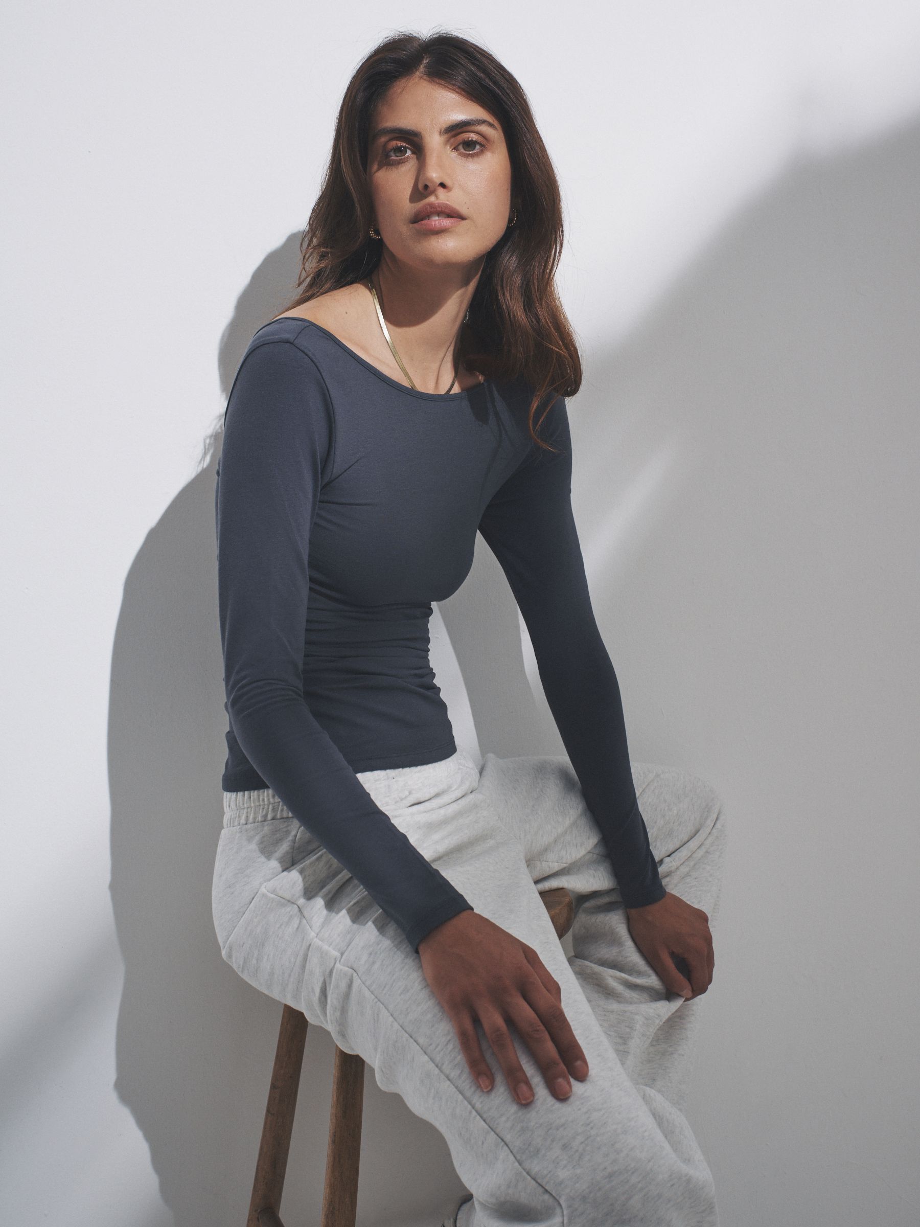 Black/Charcoal Grey/Stripe/White - 4 Pack Scoop Back Long Sleeved T-Shirts - Image 3 of 12
