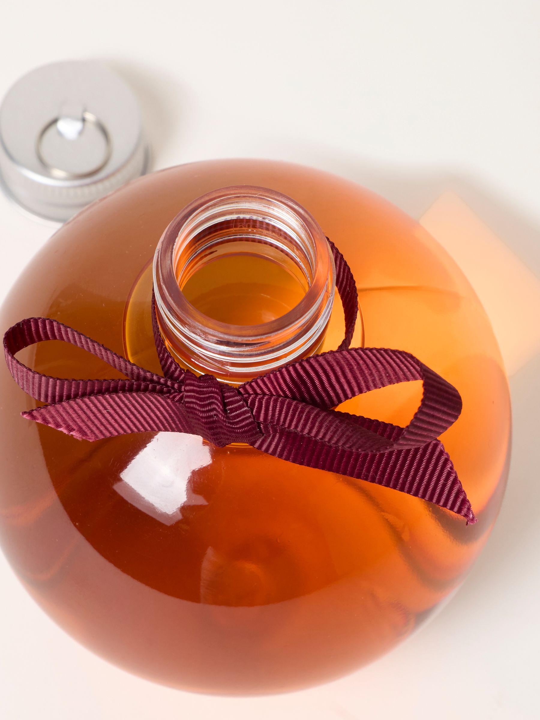 Multi Winter Berries Bubble Bath Bauble - Image 3 of 3