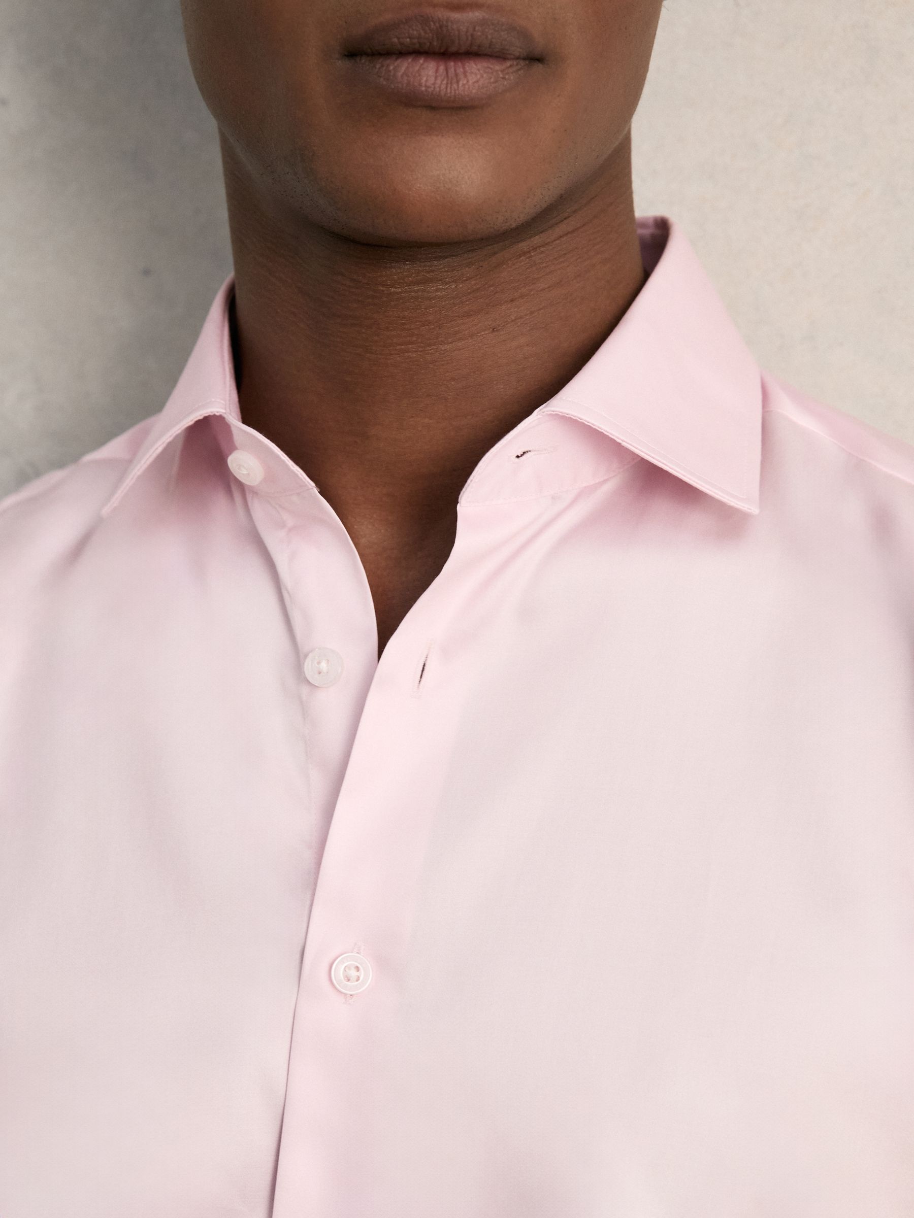 Regular Fit Cotton-Satin Cutaway-Collar Shirt in Pink - Image 4 of 9