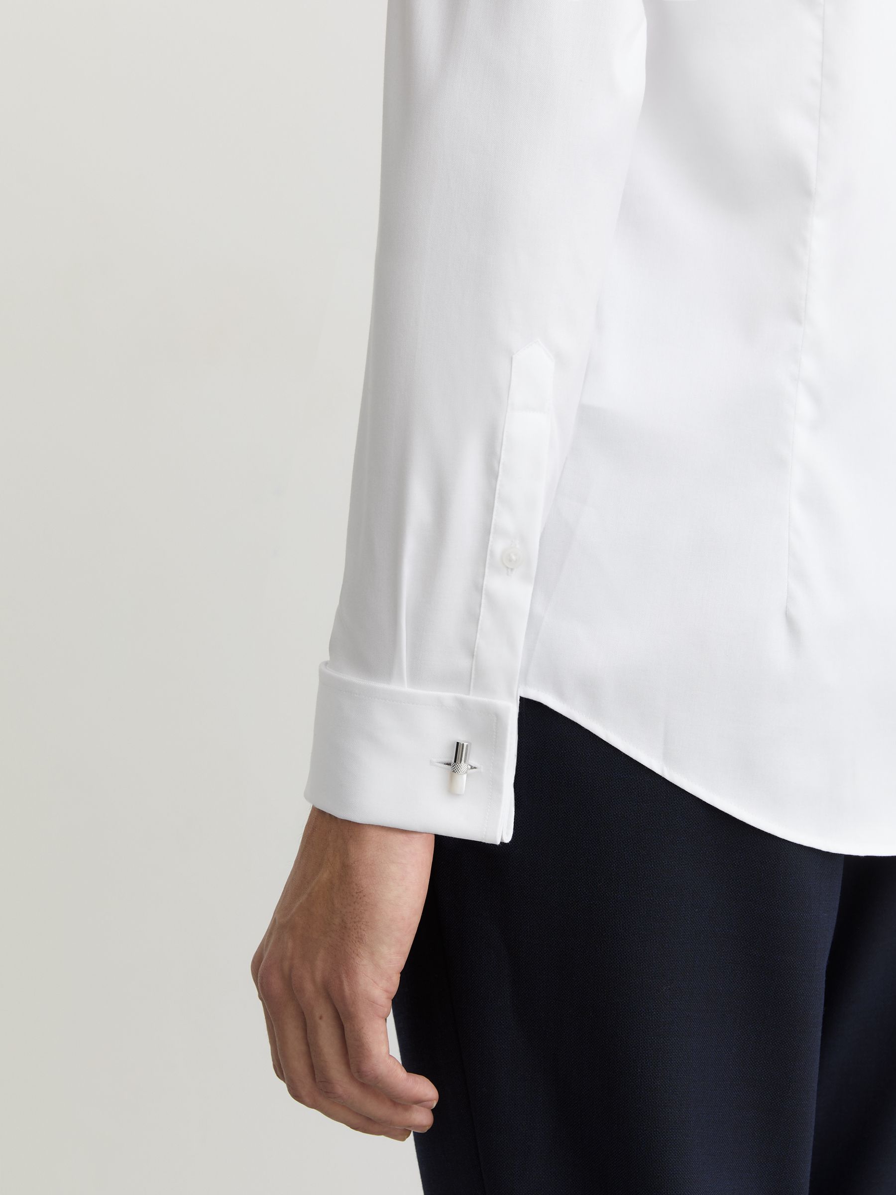Slim Fit Stretch Double-Cuff Shirt Cotton-Blend in White - Image 5 of 8