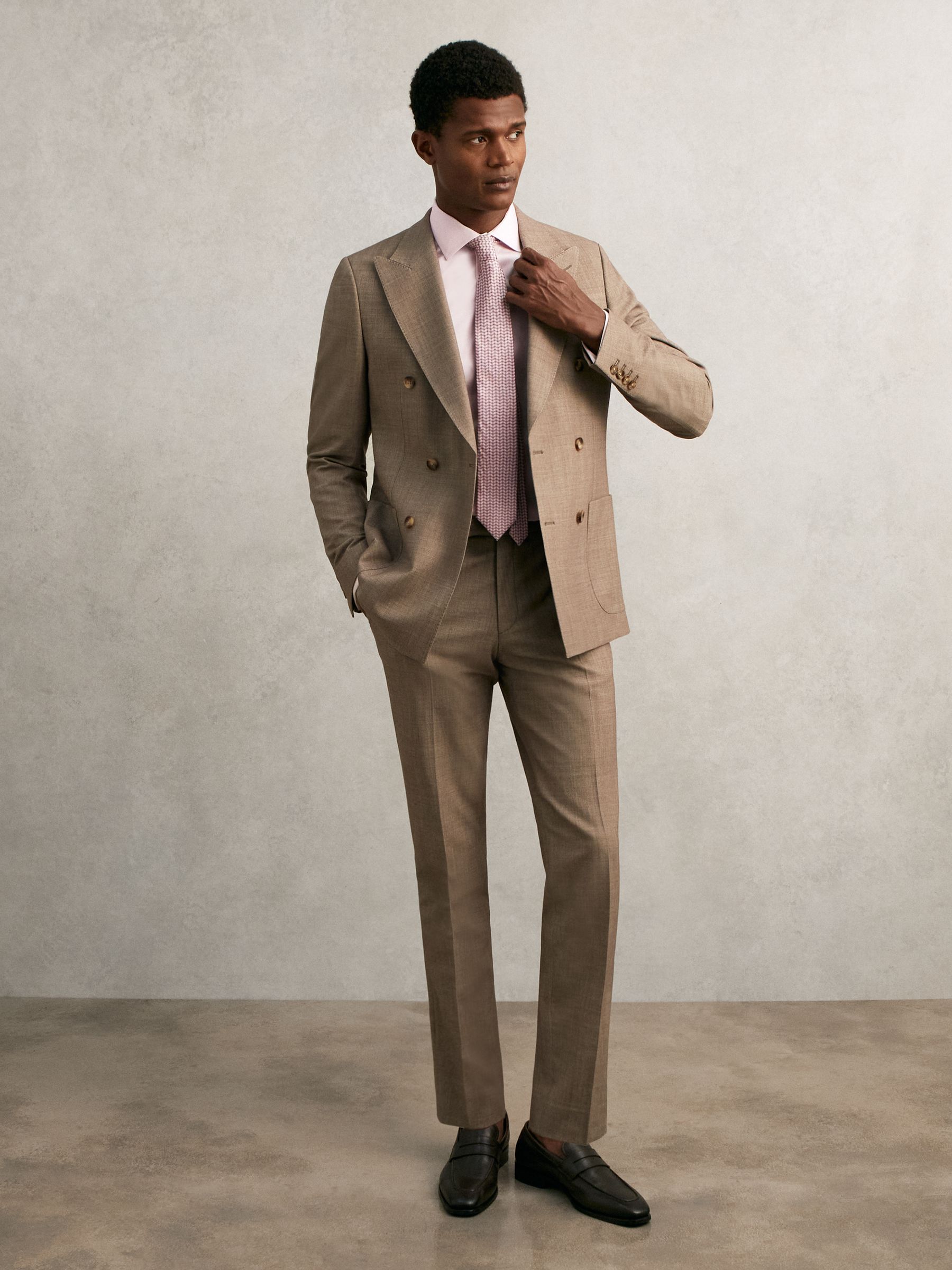Regular Fit Cotton-Sateen Shirt in Pink - Image 6 of 7