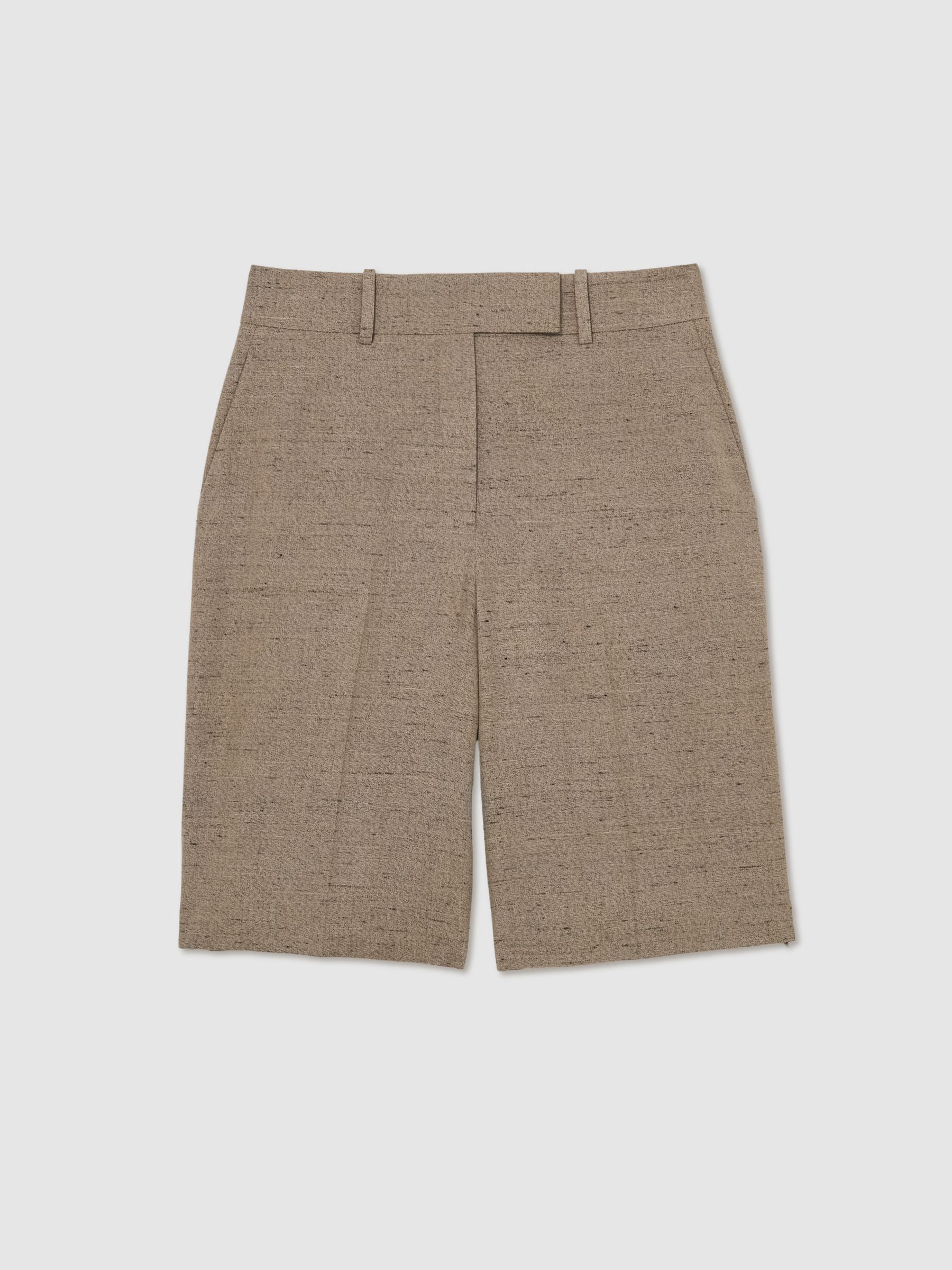 Atelier Side-Zip Tailored Shorts With Linen in Grey - Image 2 of 5
