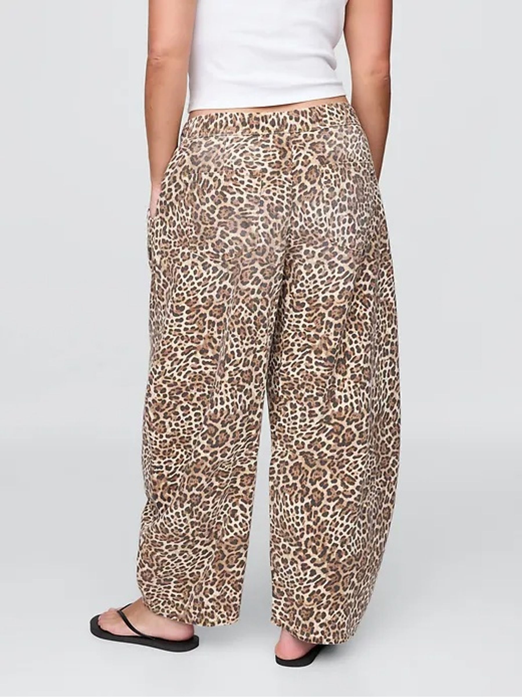 Brown Leopard Print Easy High Waisted Horseshoe Jeans - Image 6 of 10
