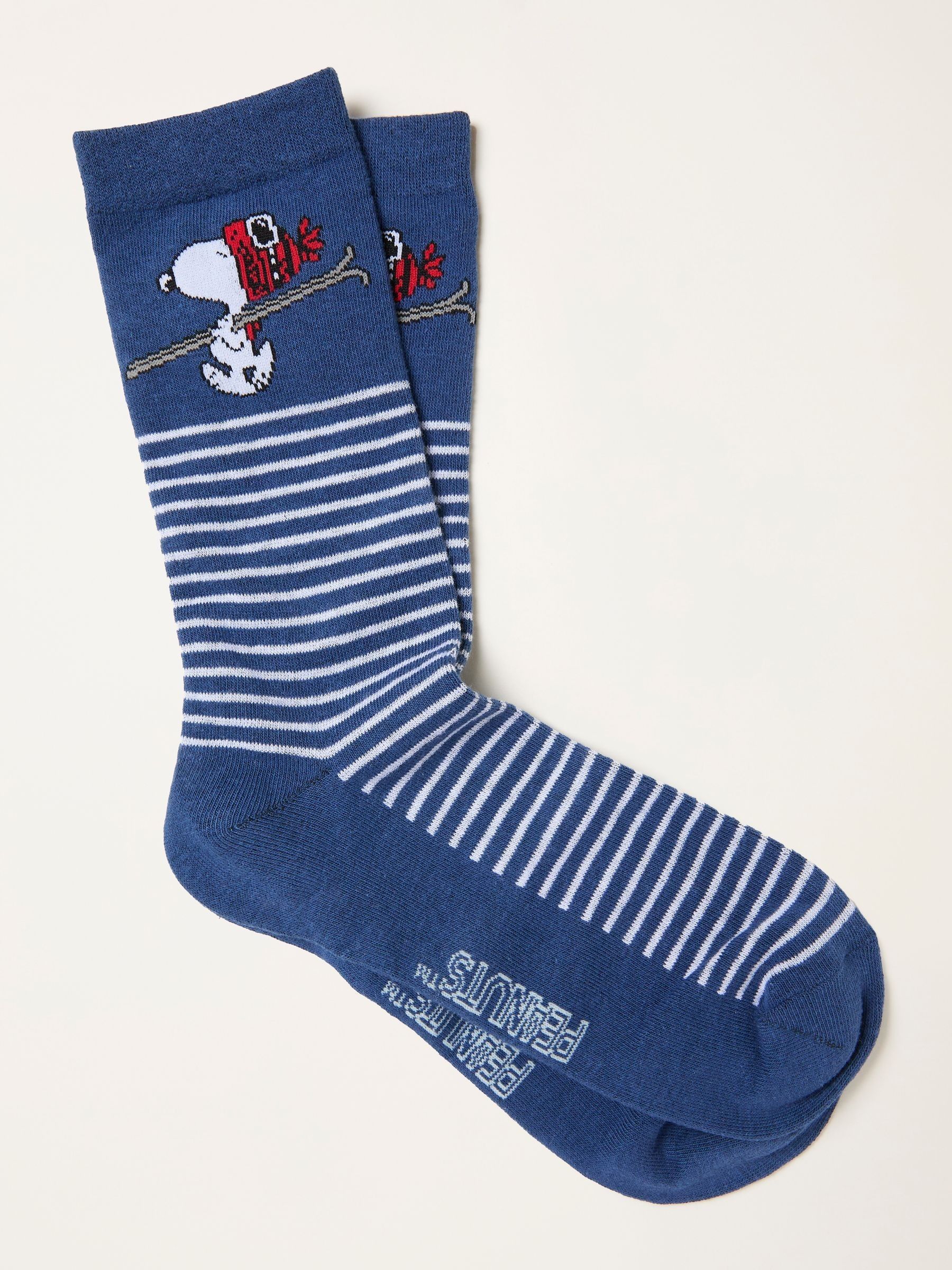 Blue Mens Skiing Snoopy Socks in a Mug - Image 2 of 3