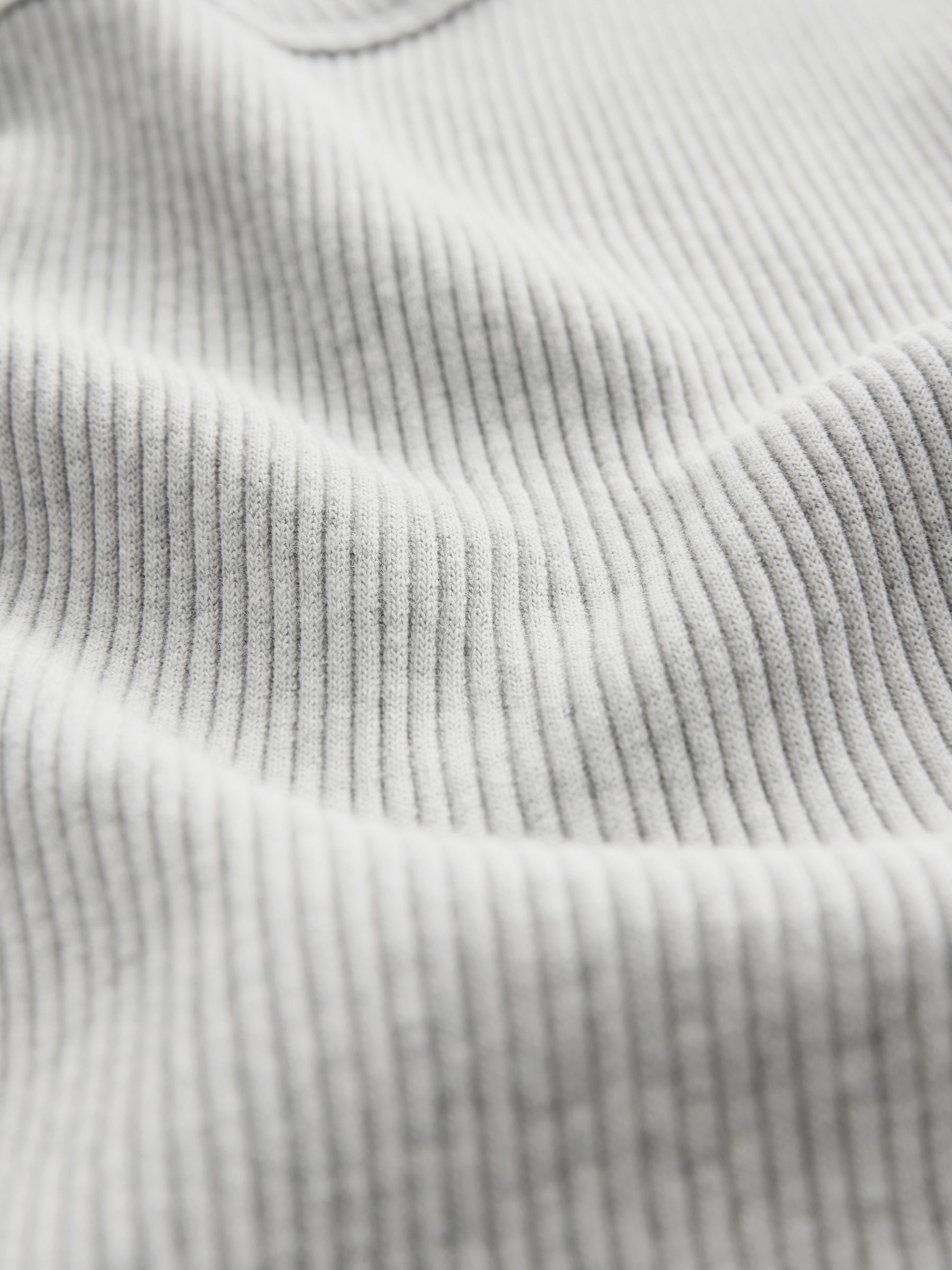 Light Grey Ribbed Knit Cotton Stretch Scoop Vest - Image 4 of 4