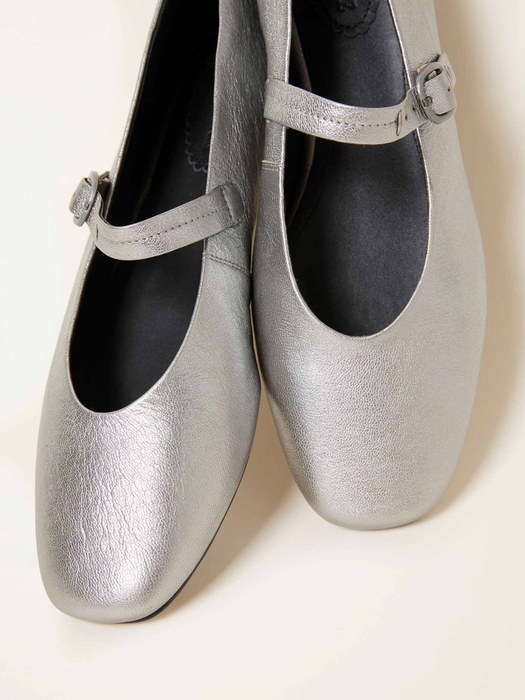 Silver Leather Mary Jane Pump - Image 3 of 4