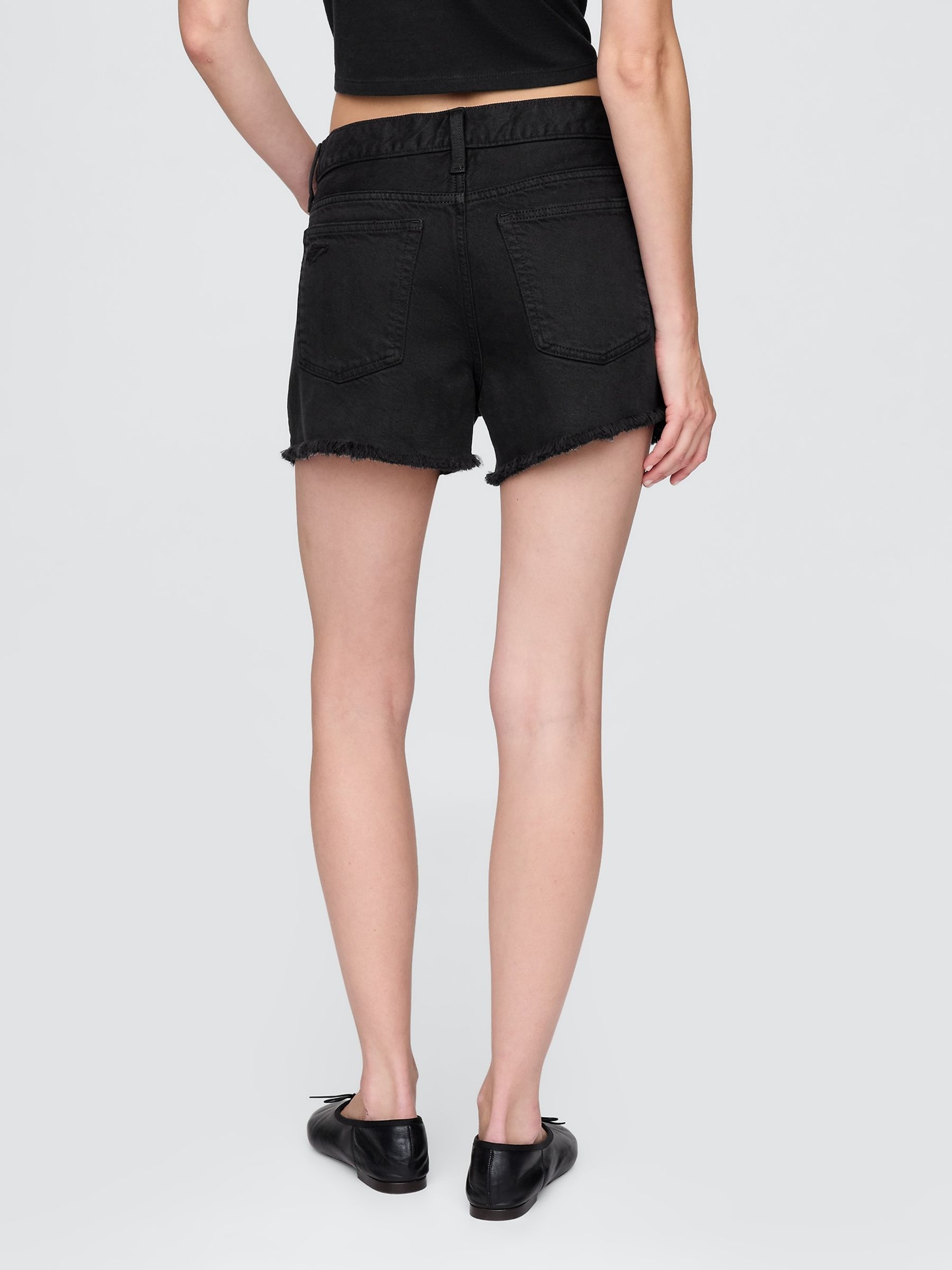 Black 4" Mid Rise UltraSoft Denim Shorts - Image 2 of 5