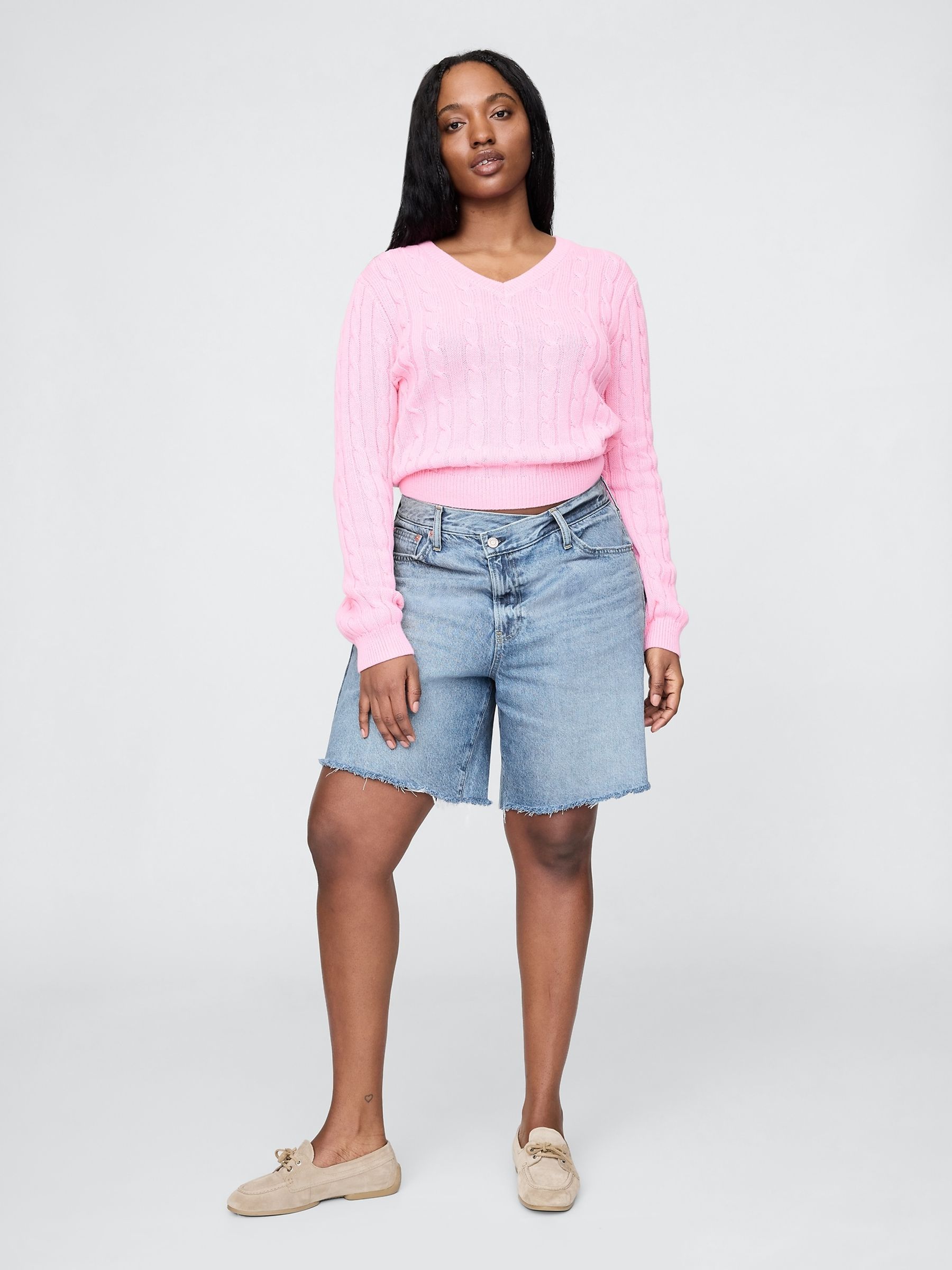 Light Blue 8" Mid Waisted 90s Loose Denim Bermuda Shorts - Image 5 of 5