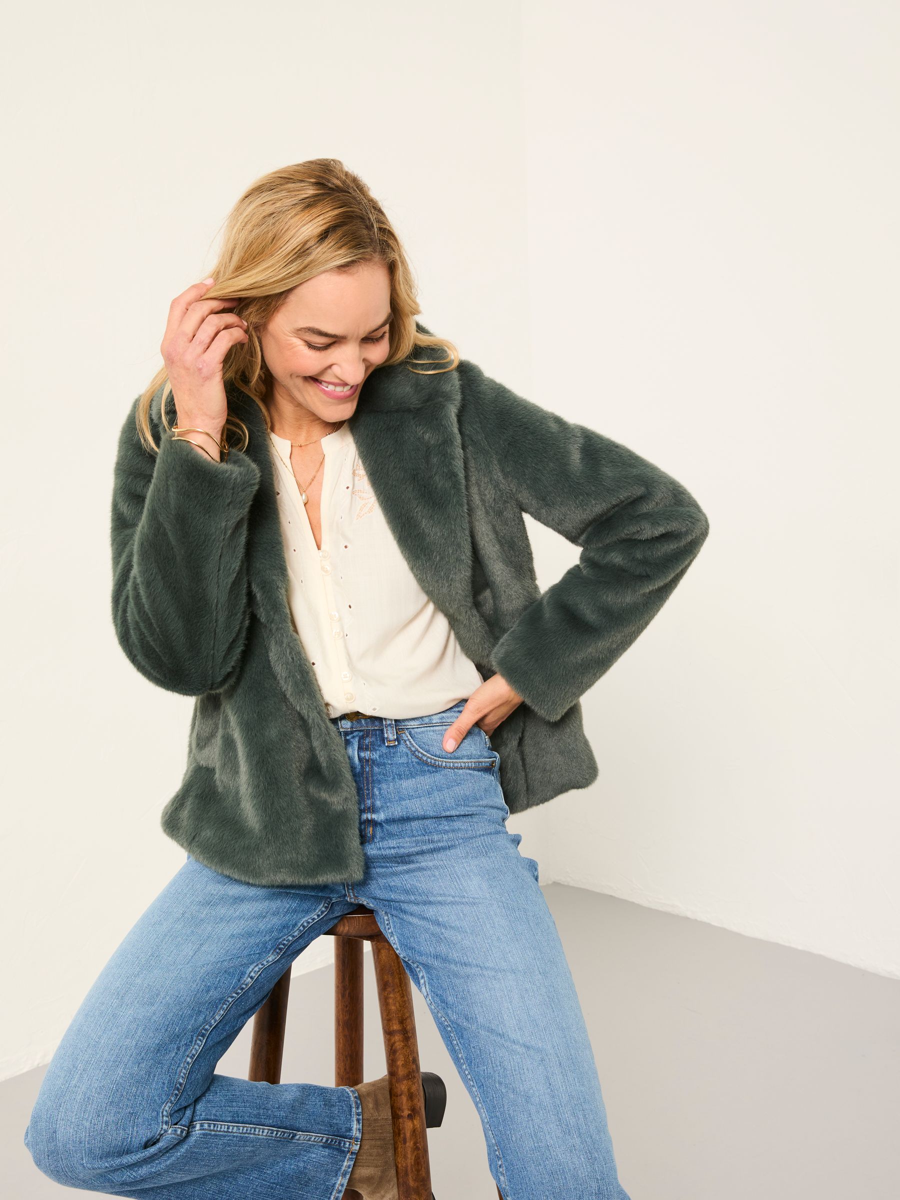 Emma Teal Blue Short Faux Fur Coat - Image 6 of 7