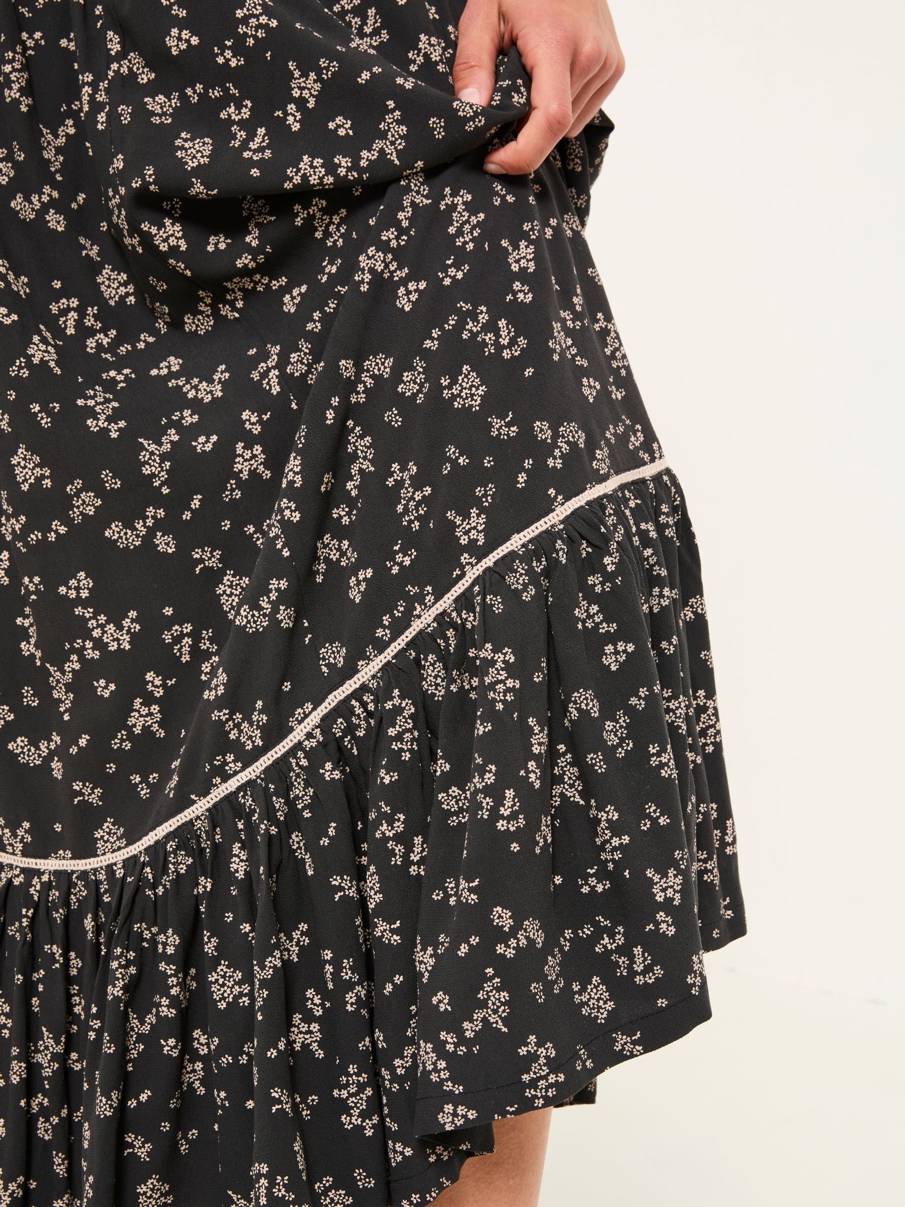 Aurielle Black Mono Ditsy Maxi Skirt - Image 6 of 7
