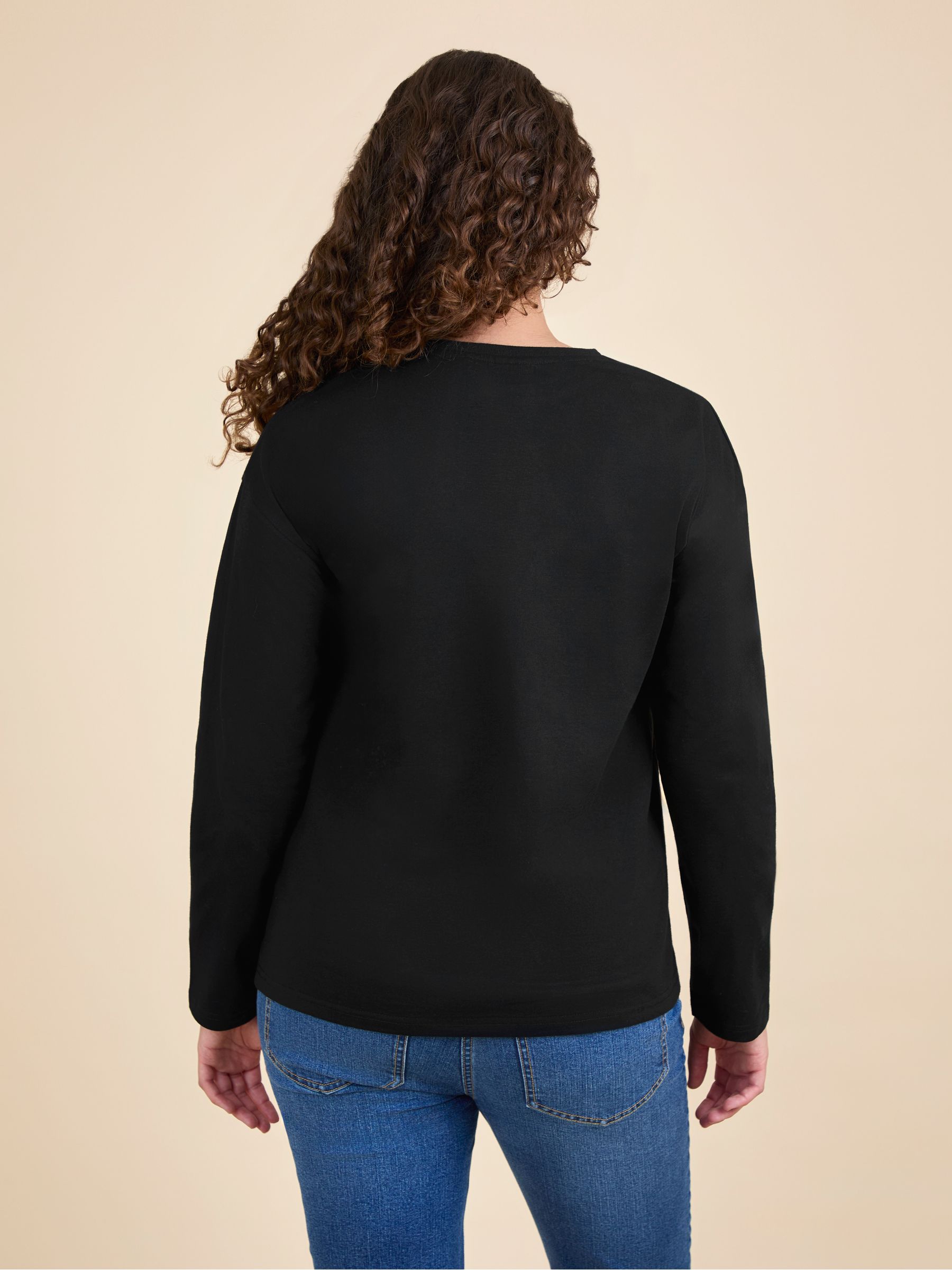 Black Long Sleeve Boyfriend Maternity T-Shirt - Image 3 of 4